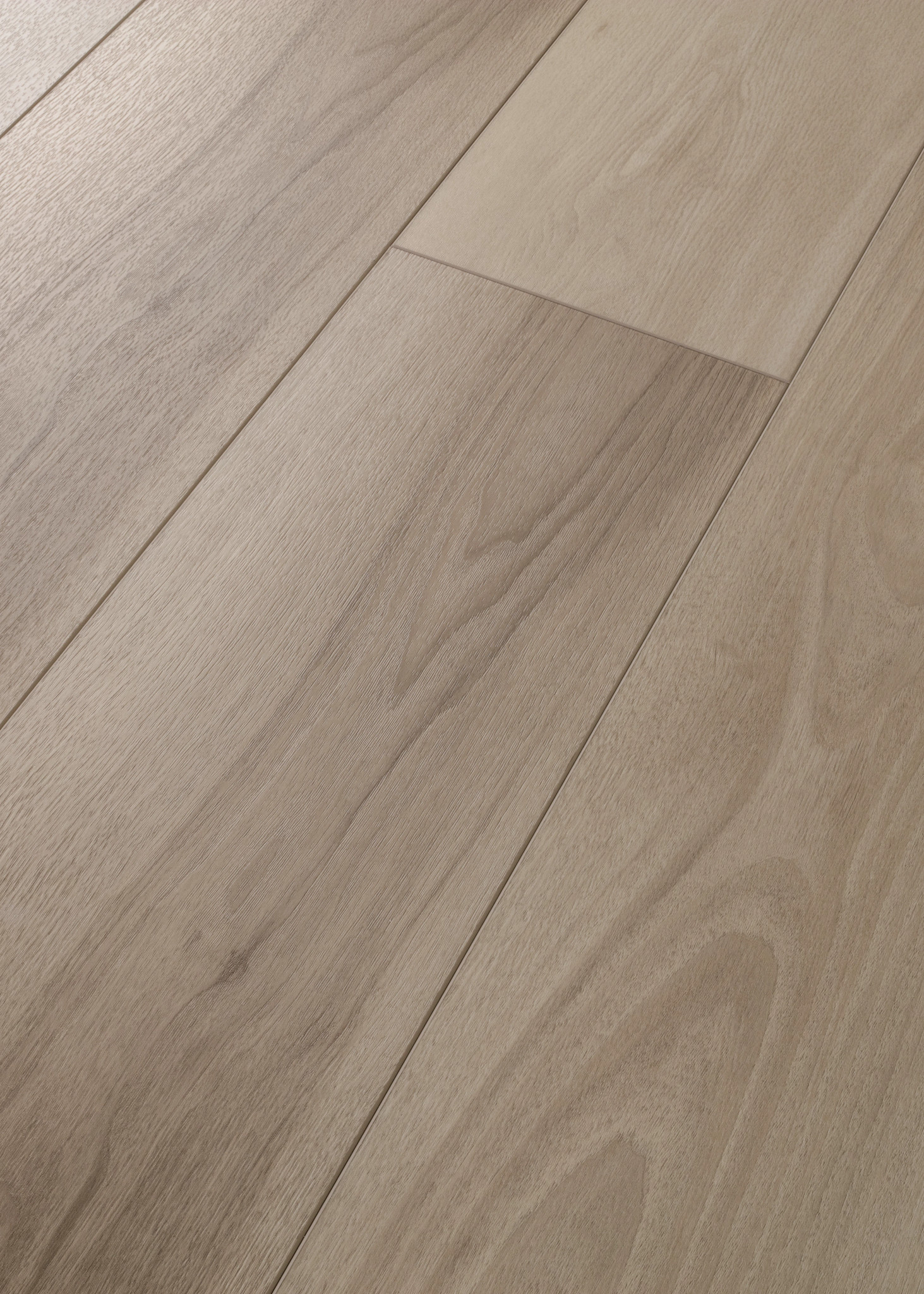 TITAN HD PLUS PLATINUM RENEWED HICKORY ANGLED