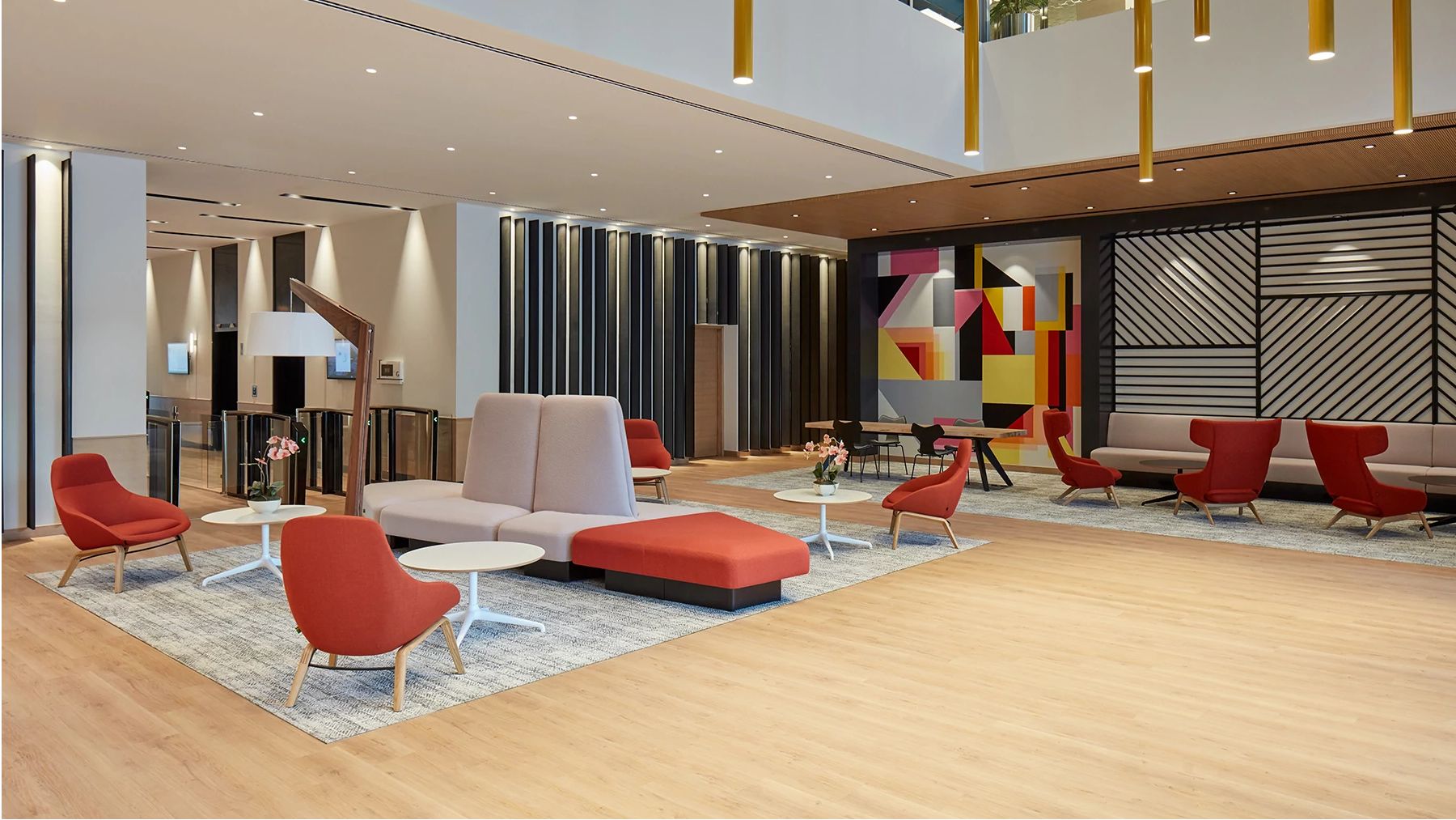 PWC Emaar Square HQ DXB - Dubai UAE | ShawContract