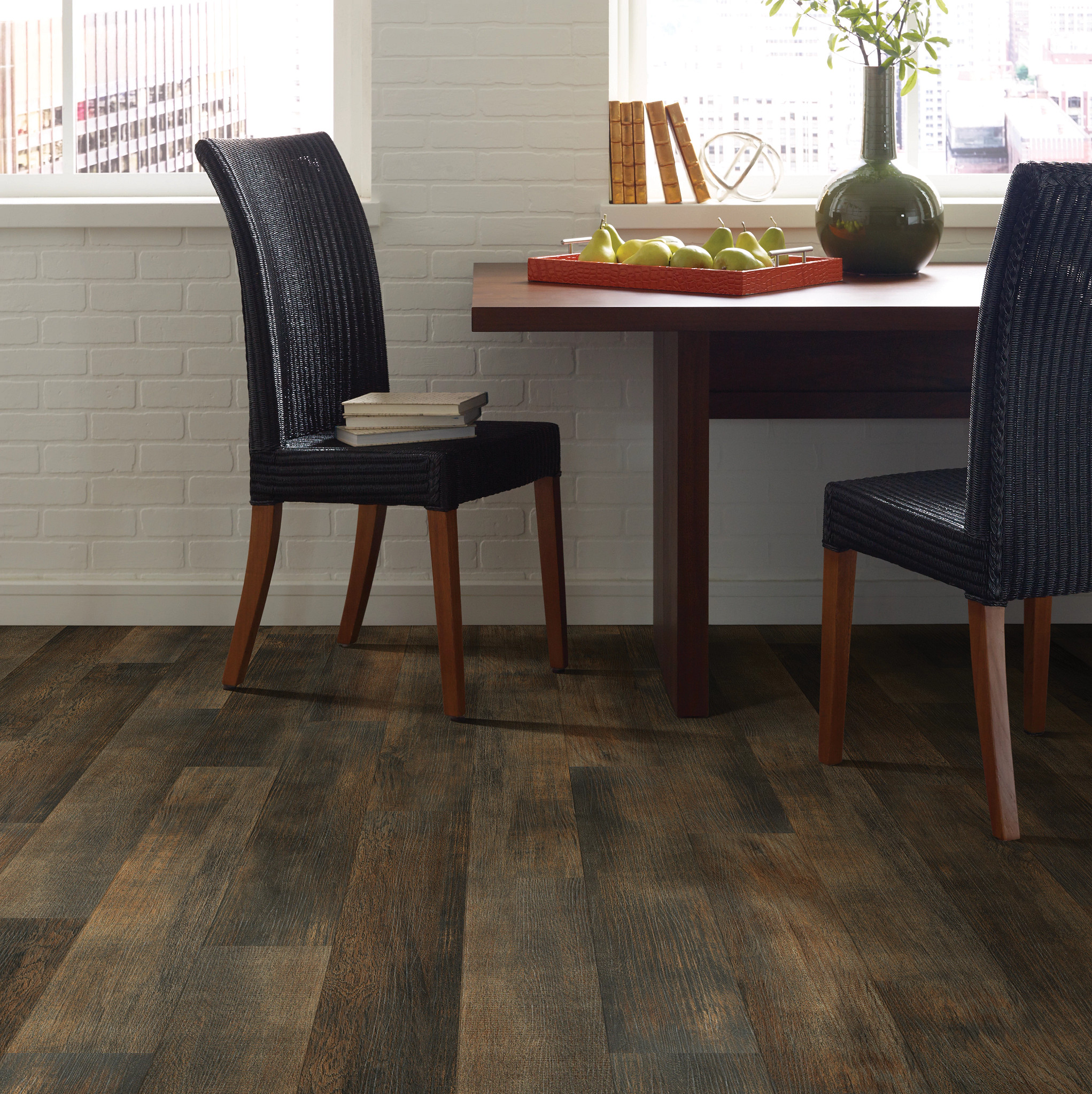 IN-THE-GRAIN-II-12-MIL-5524V-BRIARWOOD-05019-room-image