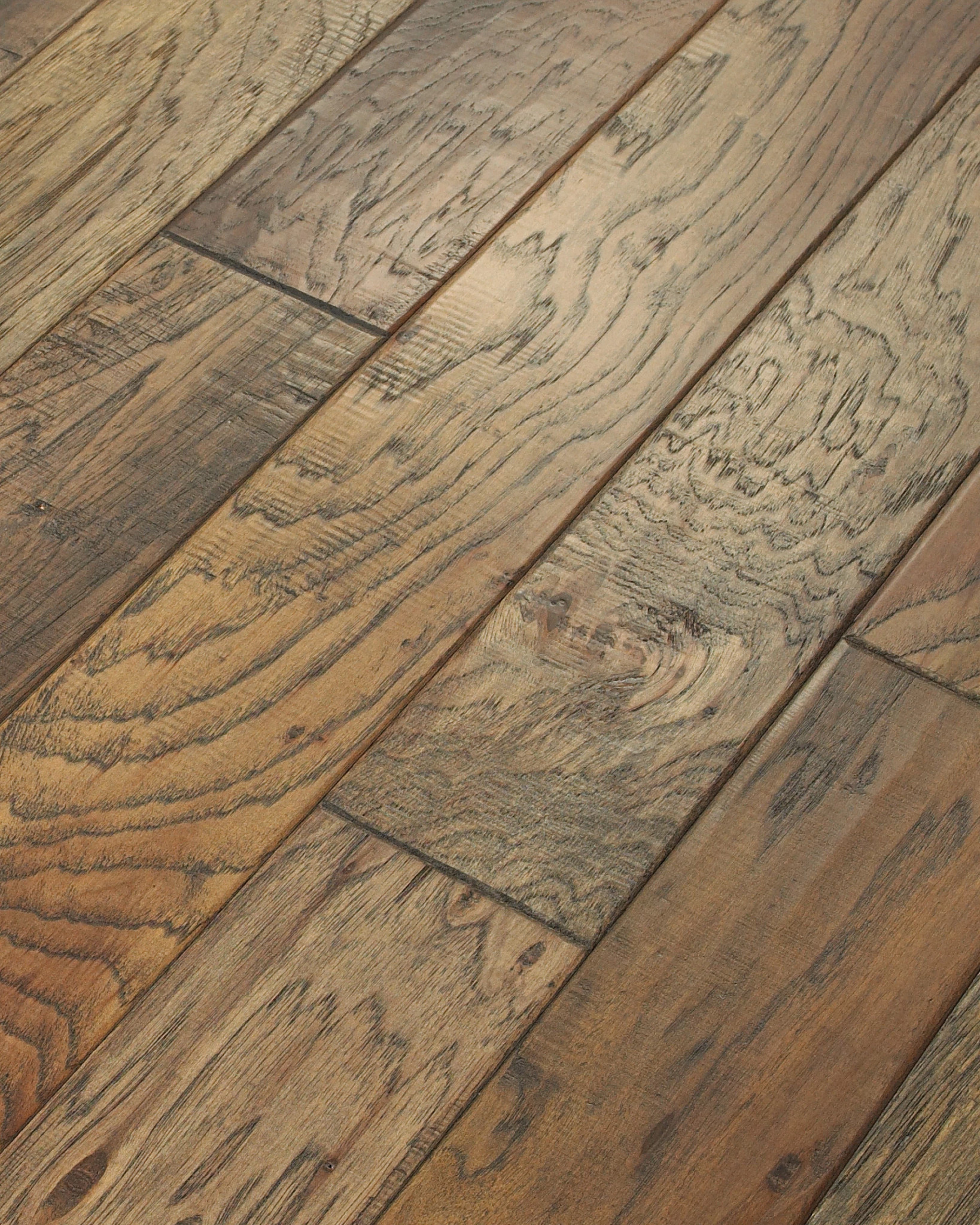 BERNINA HICKORY CAMBRENA ANGLED