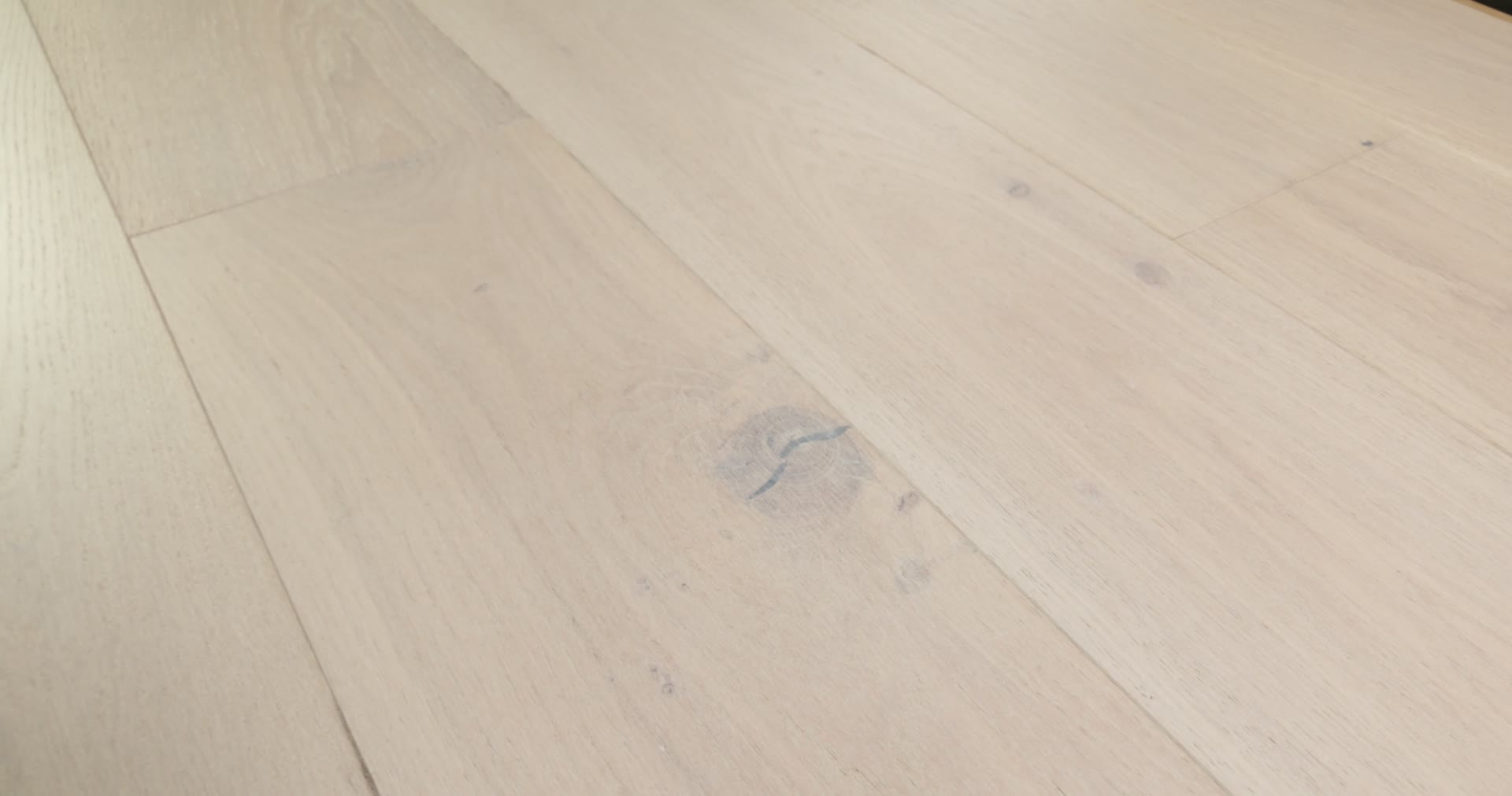 CHATEAU OAK GABLE 360PROD