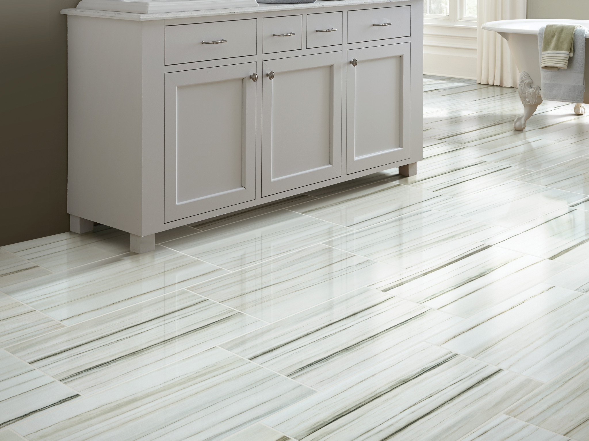 VISION 12X24 POLISH ZEBRINO ROOM