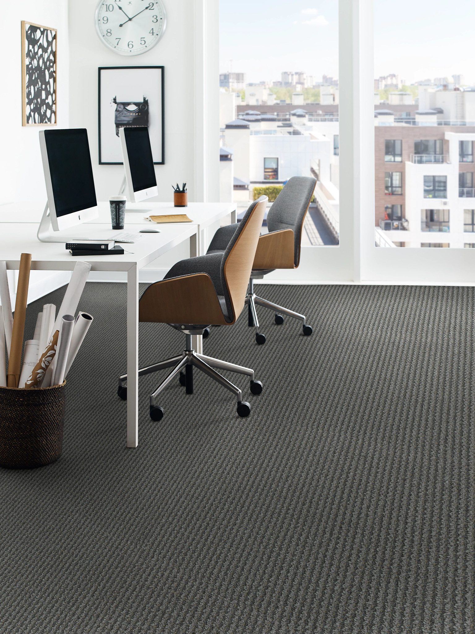 FREE-PRESS-54985-SUBJECT-00500-room-image