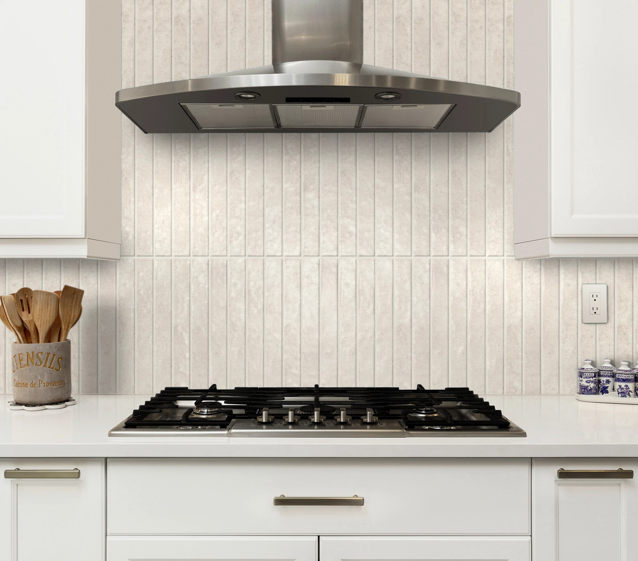 BLOOMS 2X18 IVORY HAZE ROOM