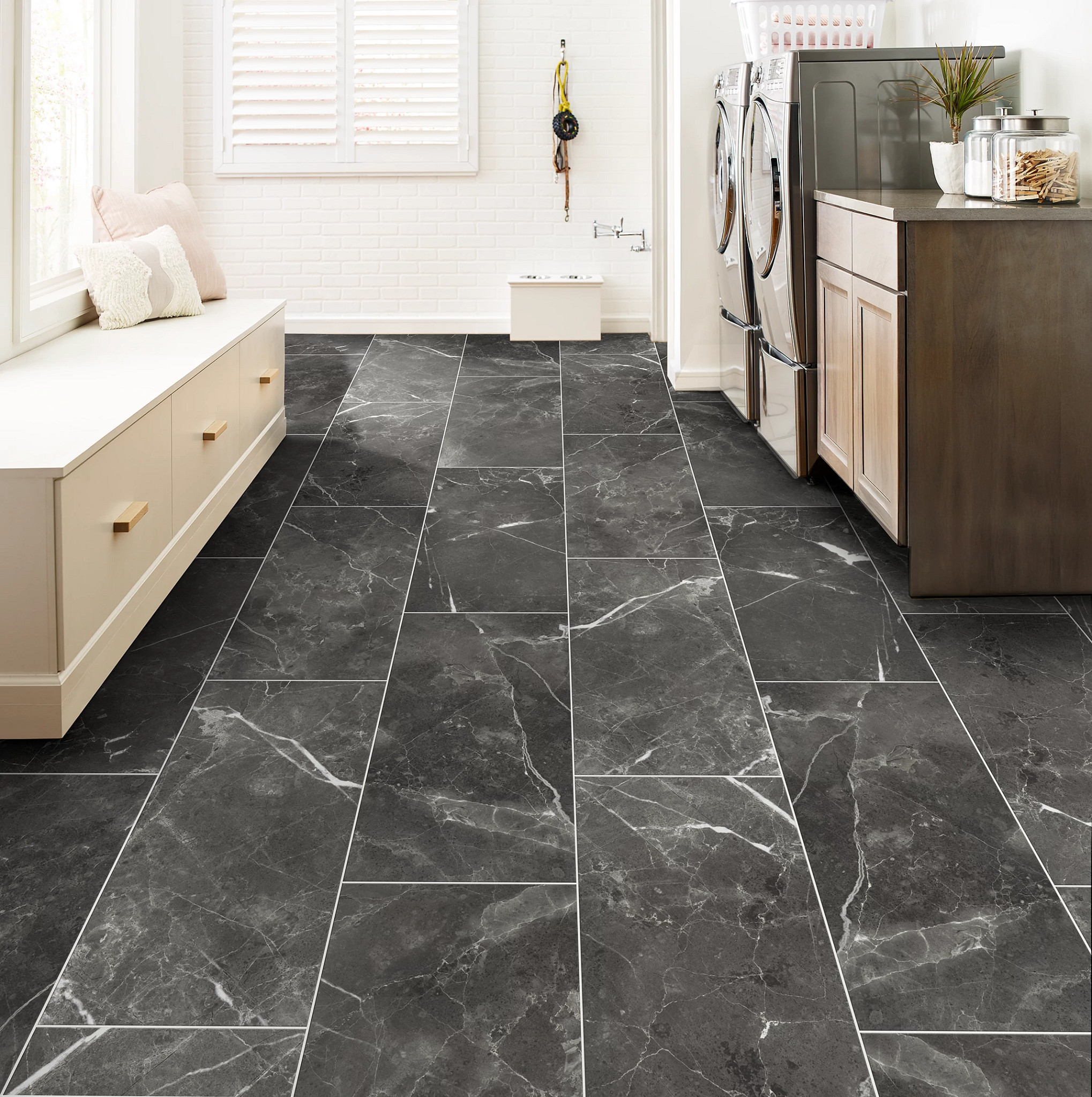 ENCLAVE 12X24 ECLIPSE MARBLE ROOM