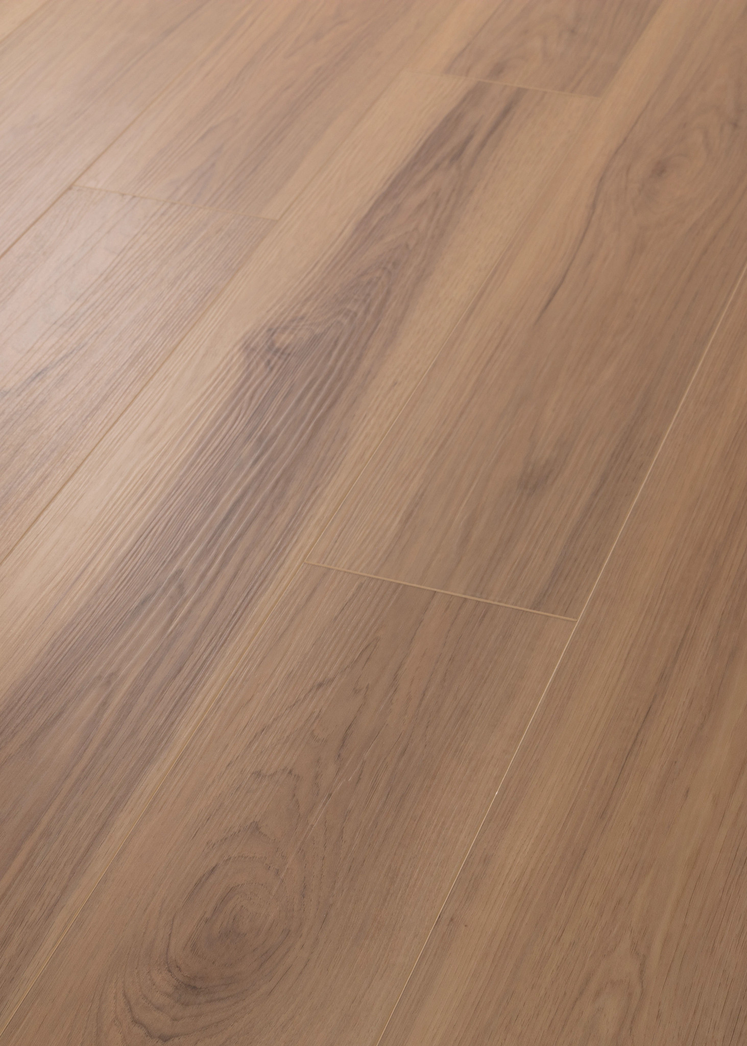 MALTESE RATTAN HICKORY ANGLED