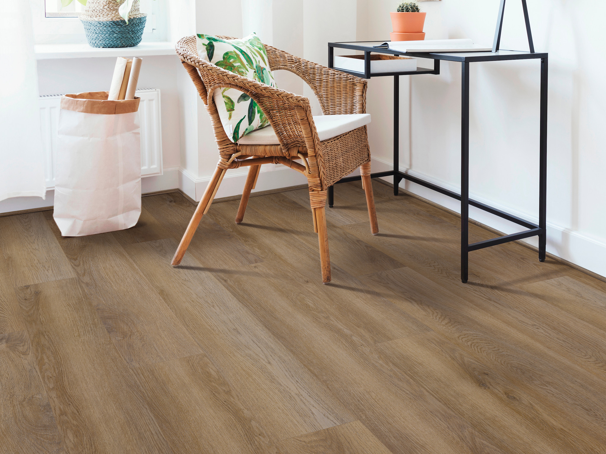 COREtec Pro Plus CARTWHEEL OAK ROOM