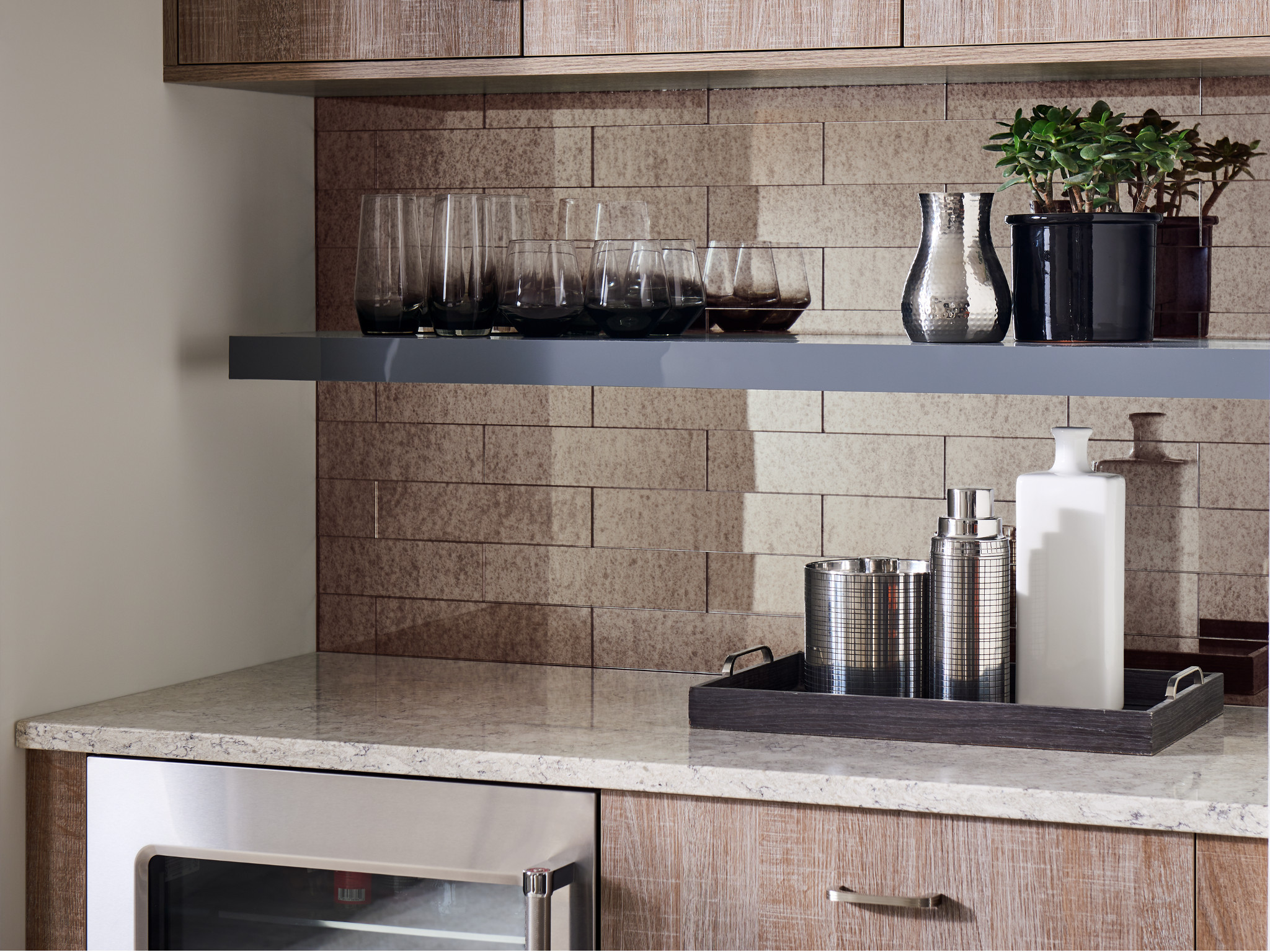 VULCAN 3X12 ANTIQUE MIRROR TILE ANTIQUE BRONZE ROOM