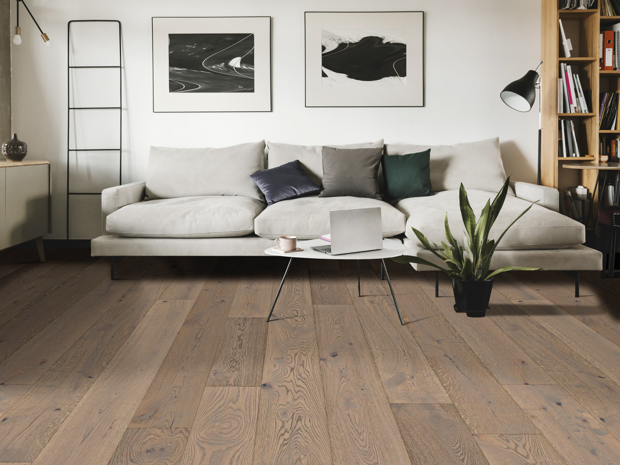 EXPRESSIONS 9.5" FINESSE ROOM