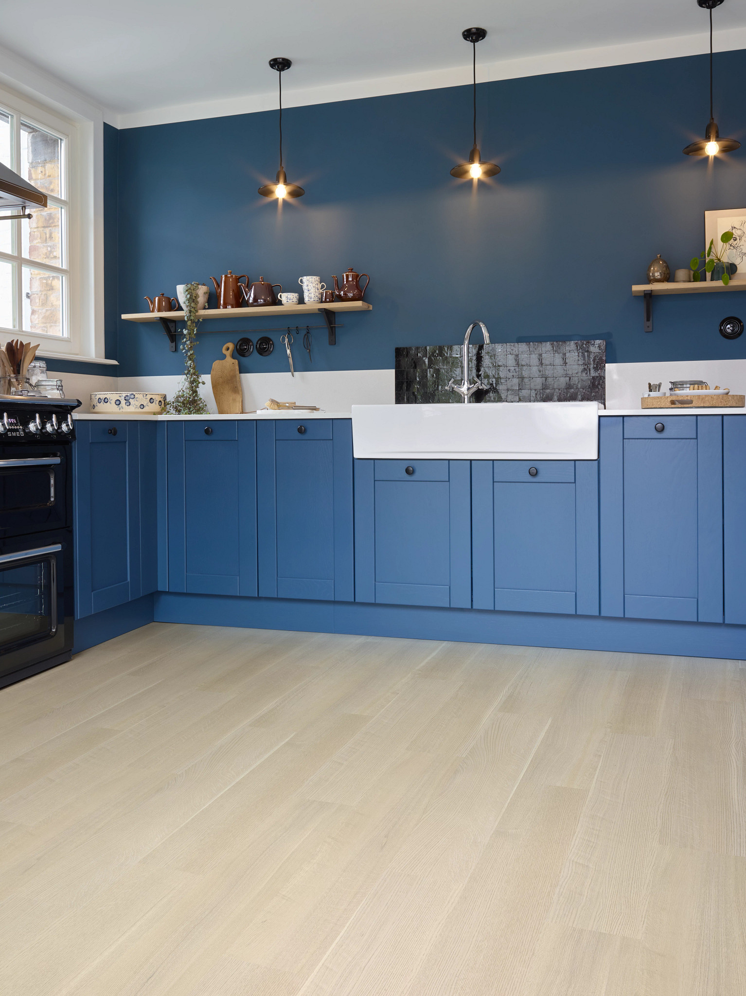 CHARLESTON OAK 72 ROOM