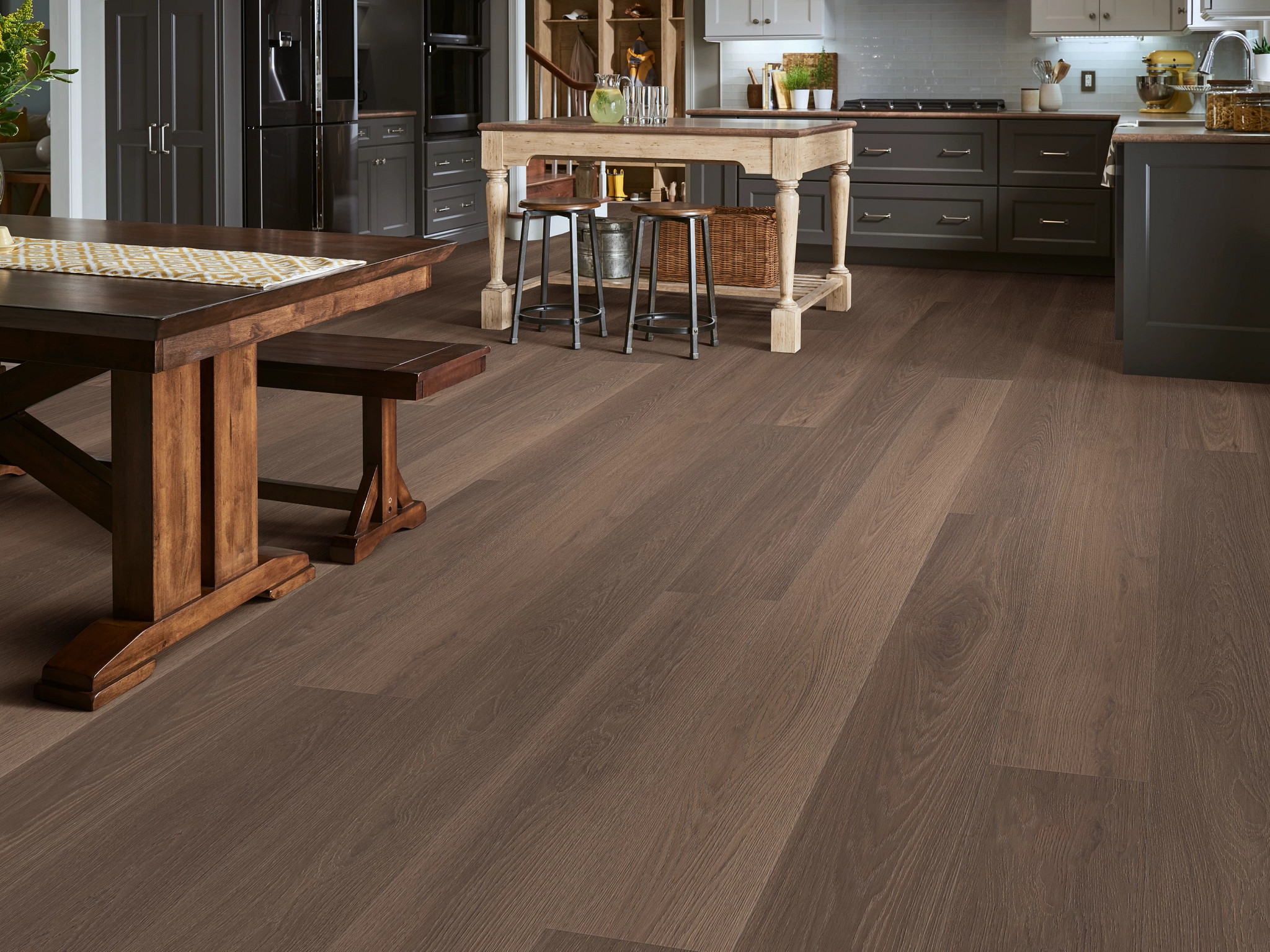 Hughページ Ascent Nb - in Sierra | Shaw Floors