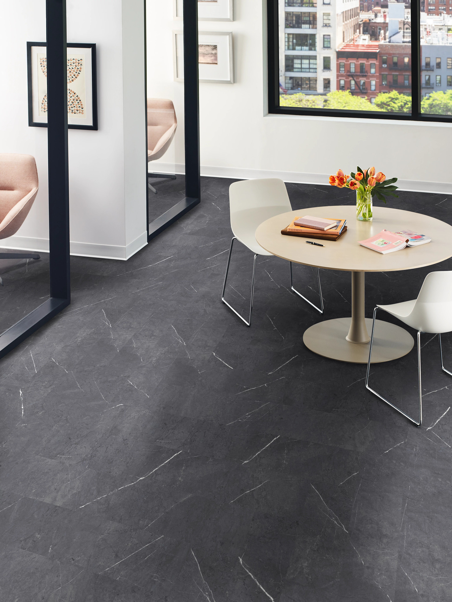 CROSS-CUT-5655V-LAPICIDA-00400-room-image