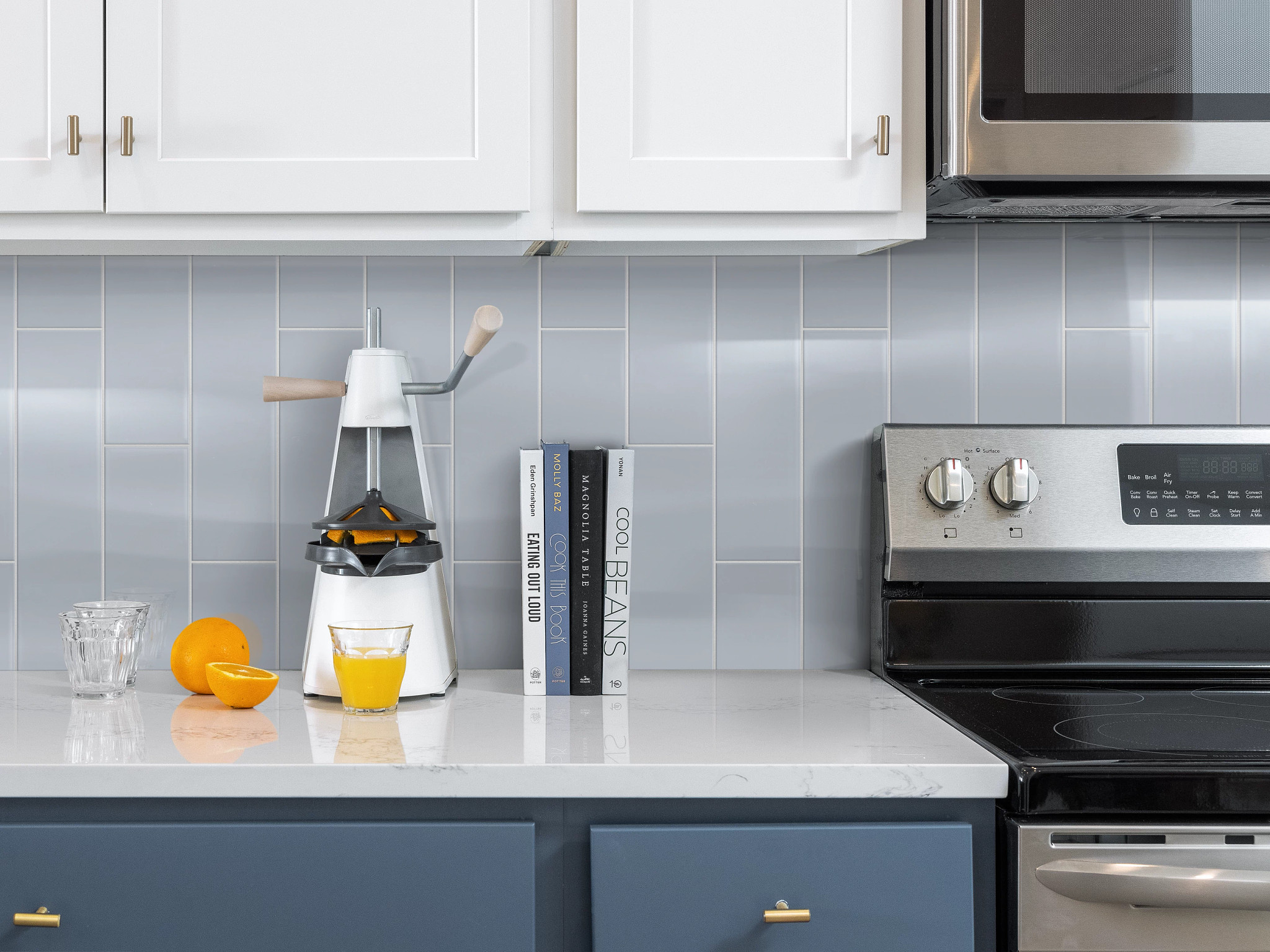 GRANDEUR 4X16 GLOSS GLACIER ROOM