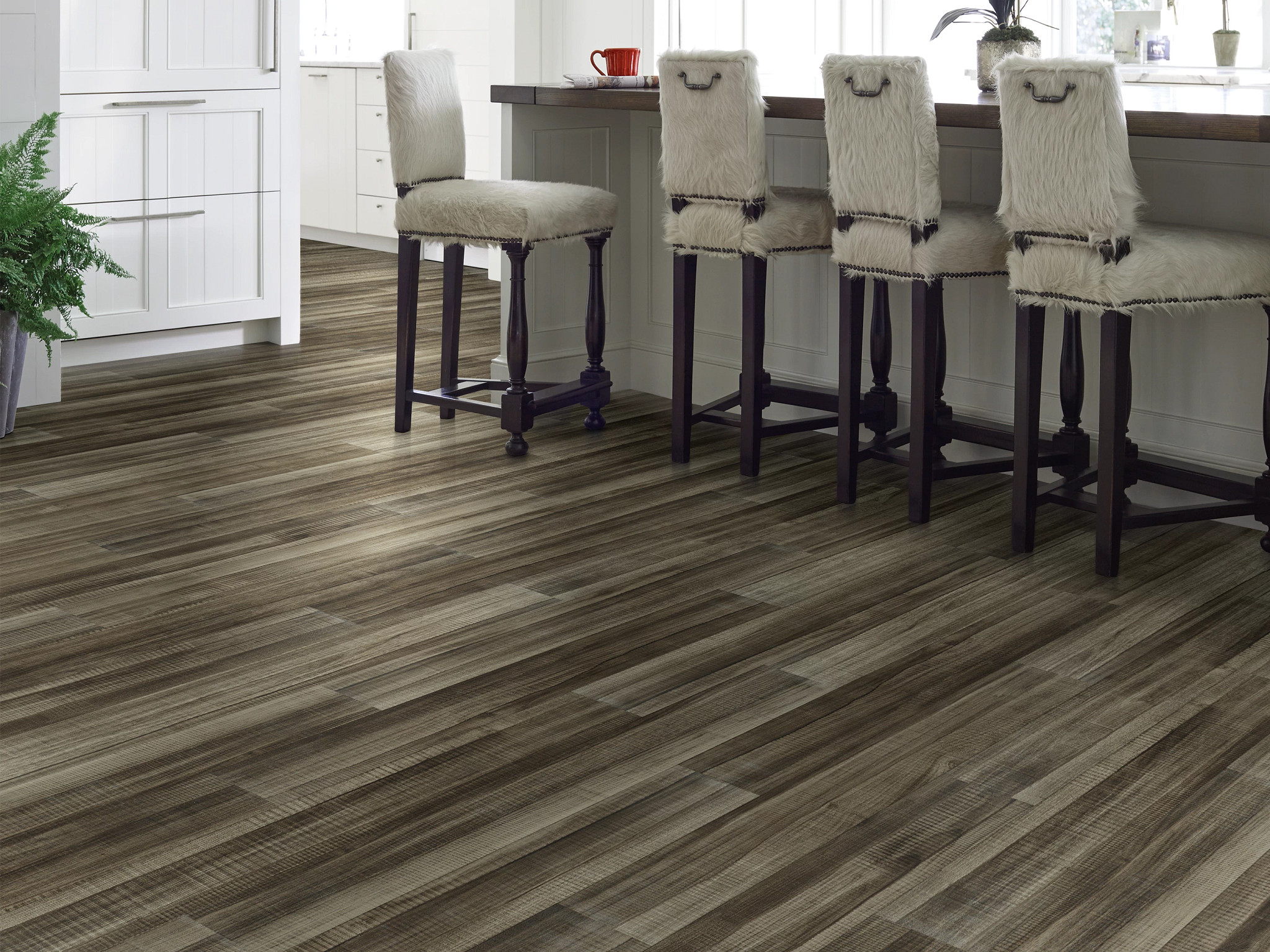 SYMBIOTIC-12-5M302-BRONZITE-07004-room-image