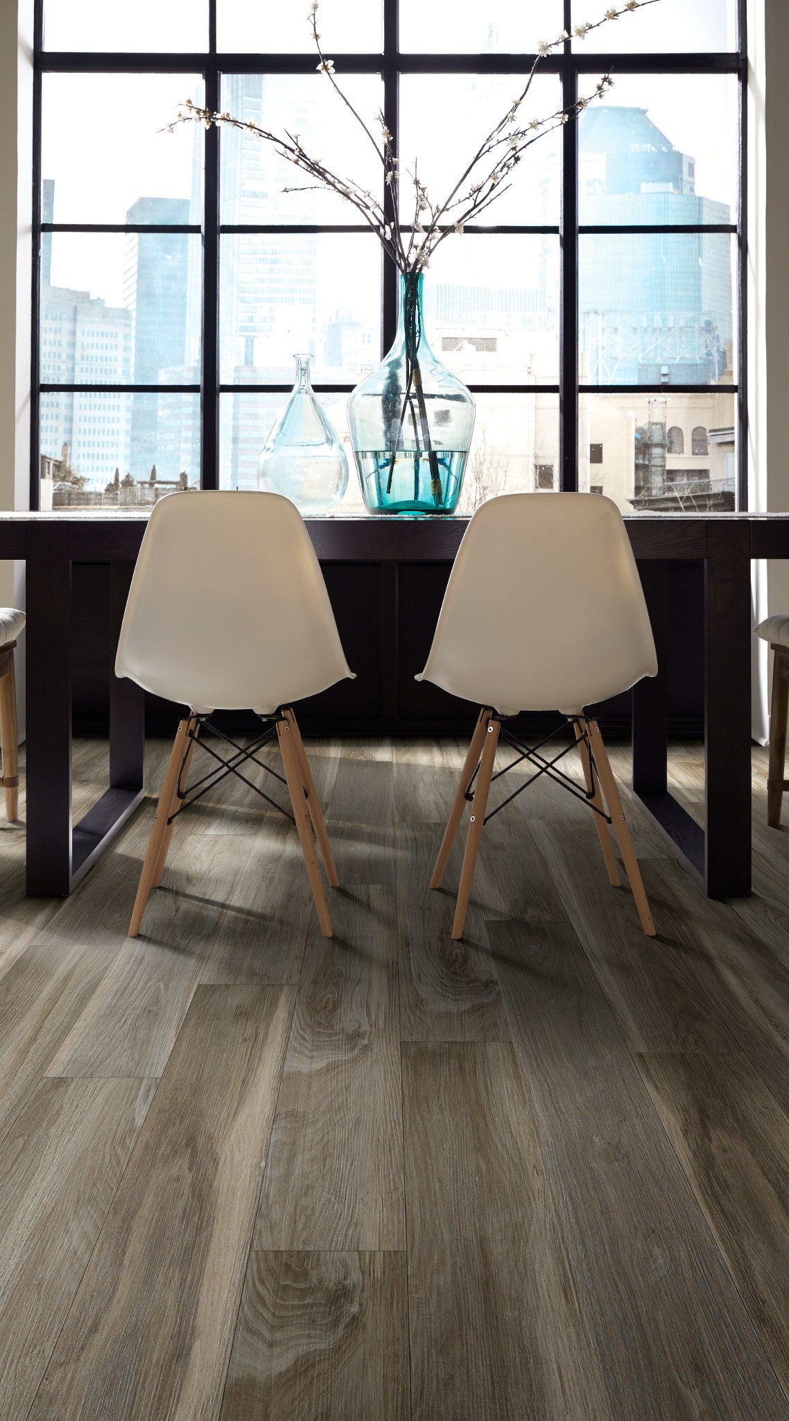 SYMBIOTIC-12-5M302-SPARROW-00568-room-image