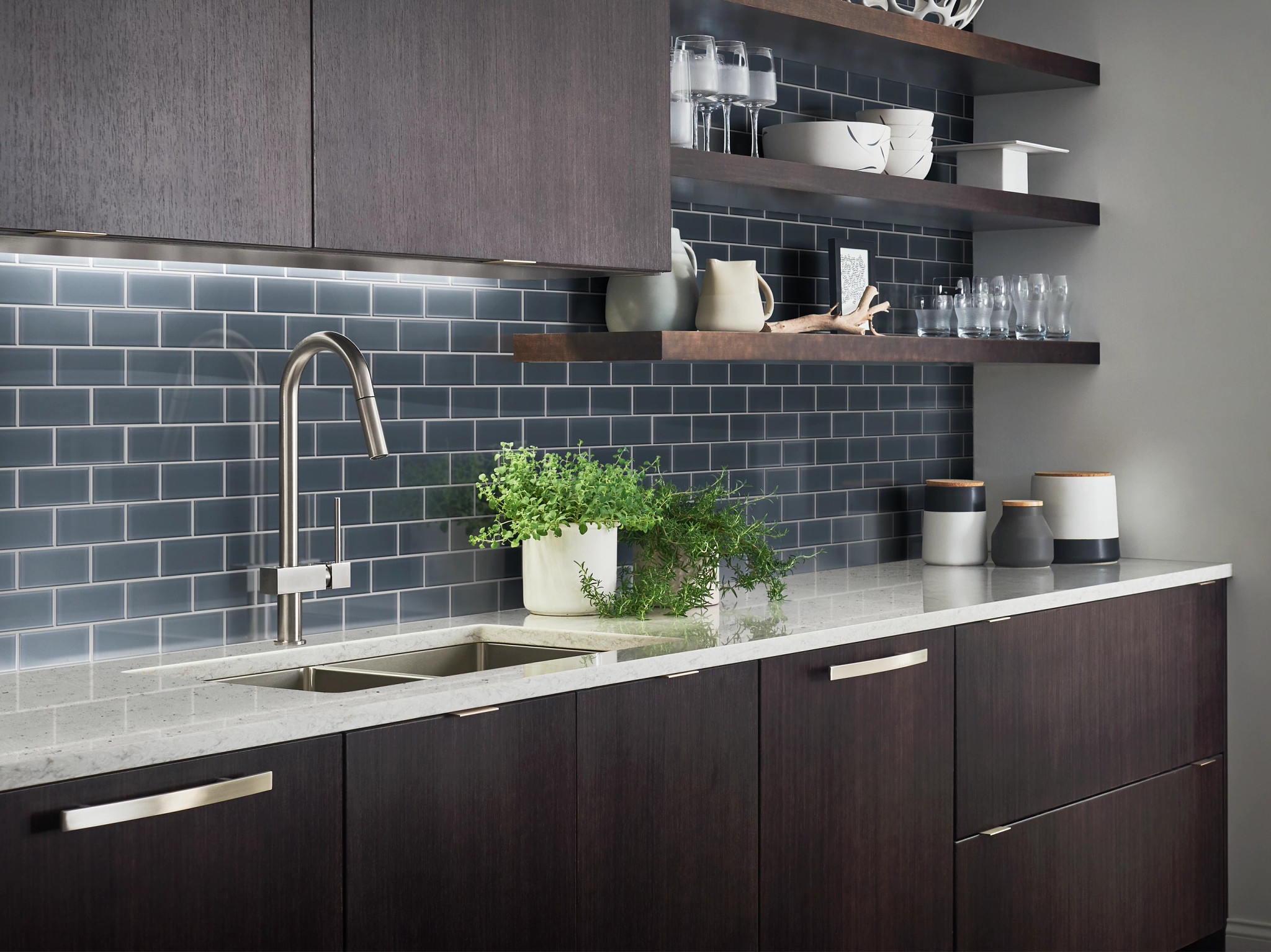 ASCENDANT 2X4 MOSAIC RAINSTORM ROOM