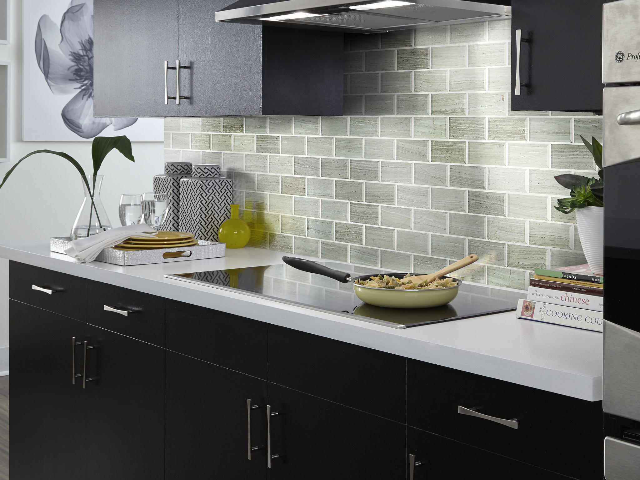 CHATEAU 2X4 BEVELED EDGE MOSAIC ROCKWOOD ROOM