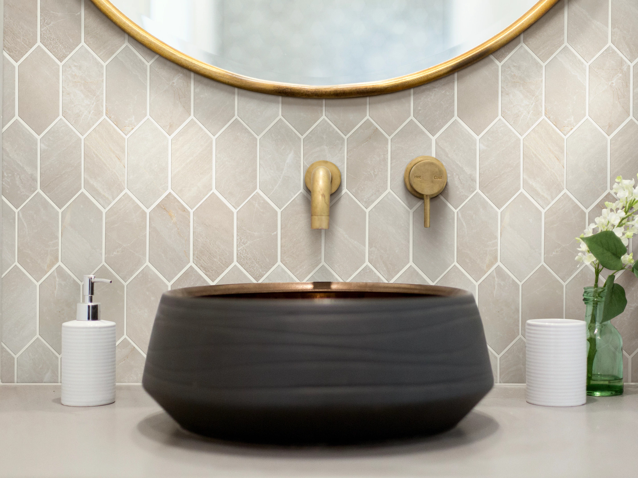TRACE PICKET MOSAIC POLISH CREAM ROOM