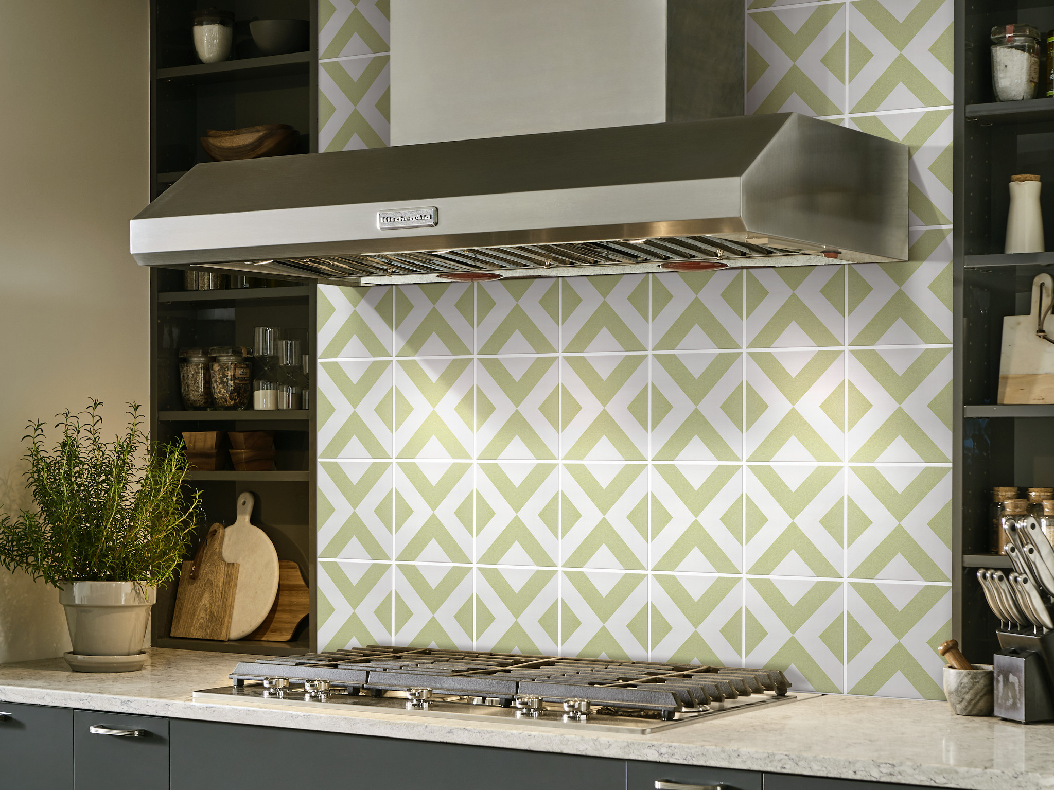 NEXUS 8X8 MAVERICK ROOM