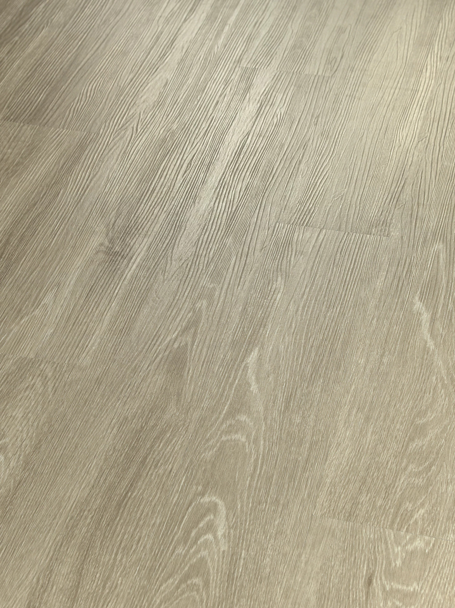 UPTOWN NOW 30 MUSIC ROW ANGLED