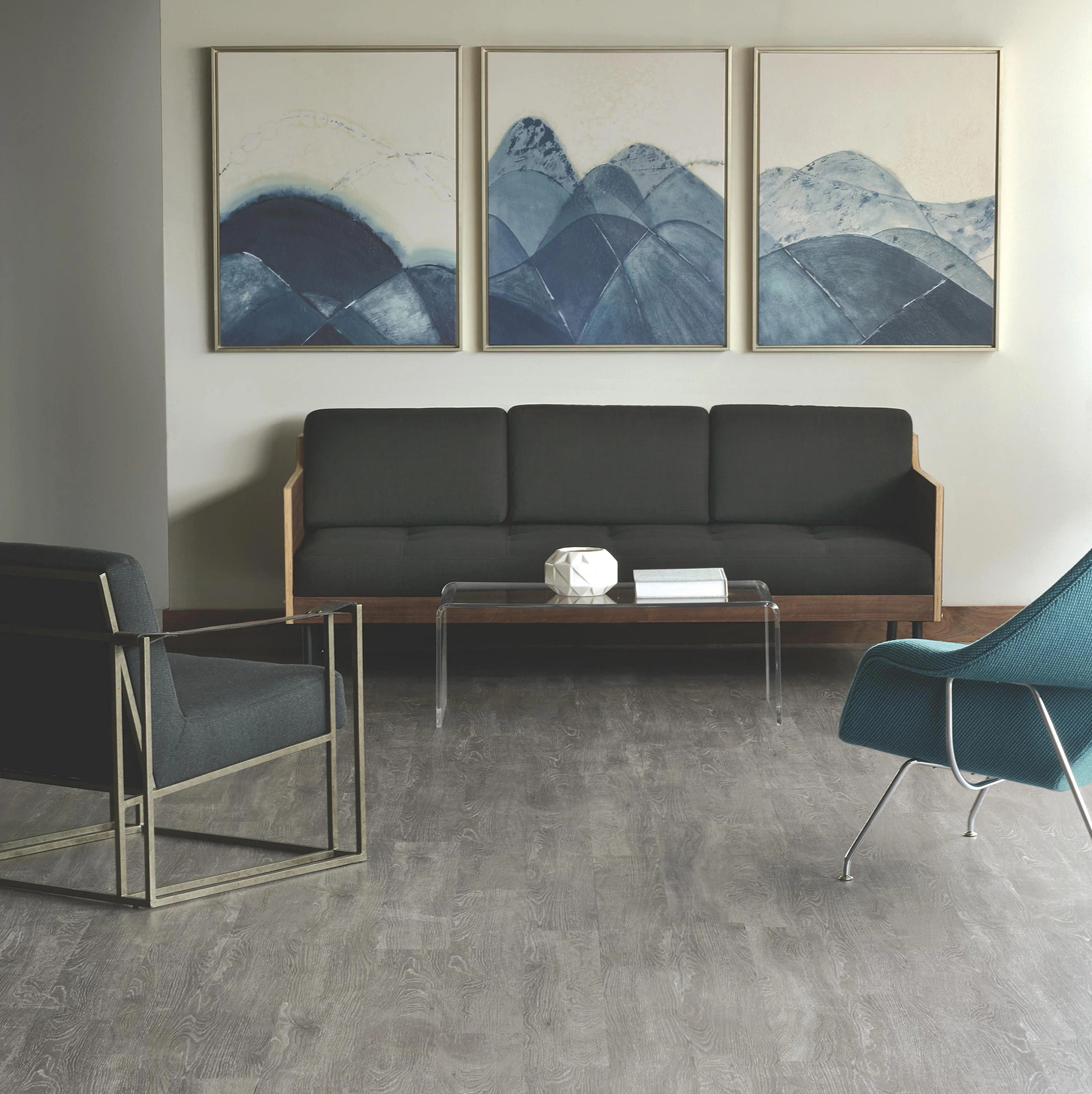 SYMBIOTIC-20-5M303-BEACHWOOD-00572-room-image