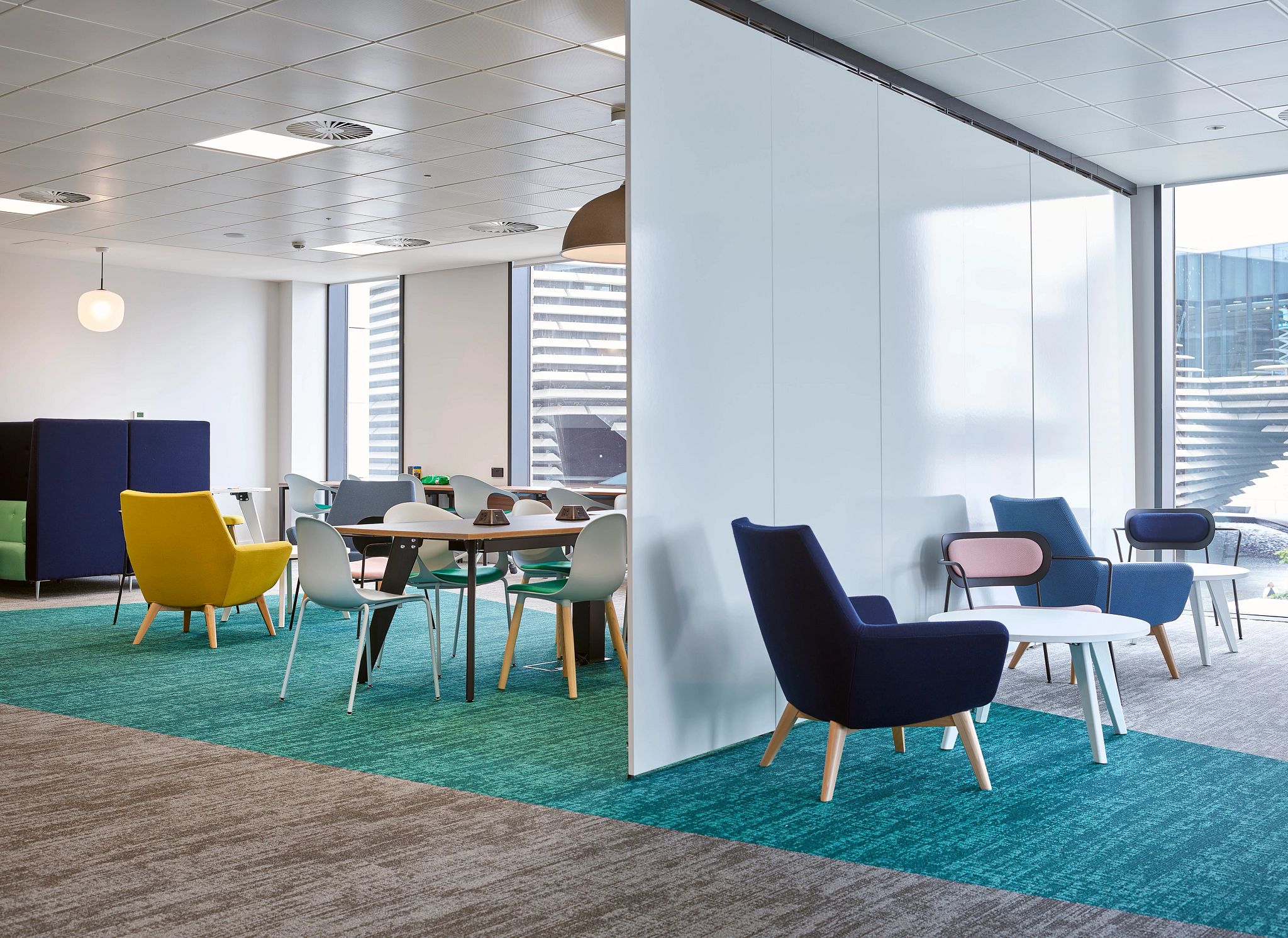 Blog Specifying flooring solutions – Colour and contrast | ShawContract