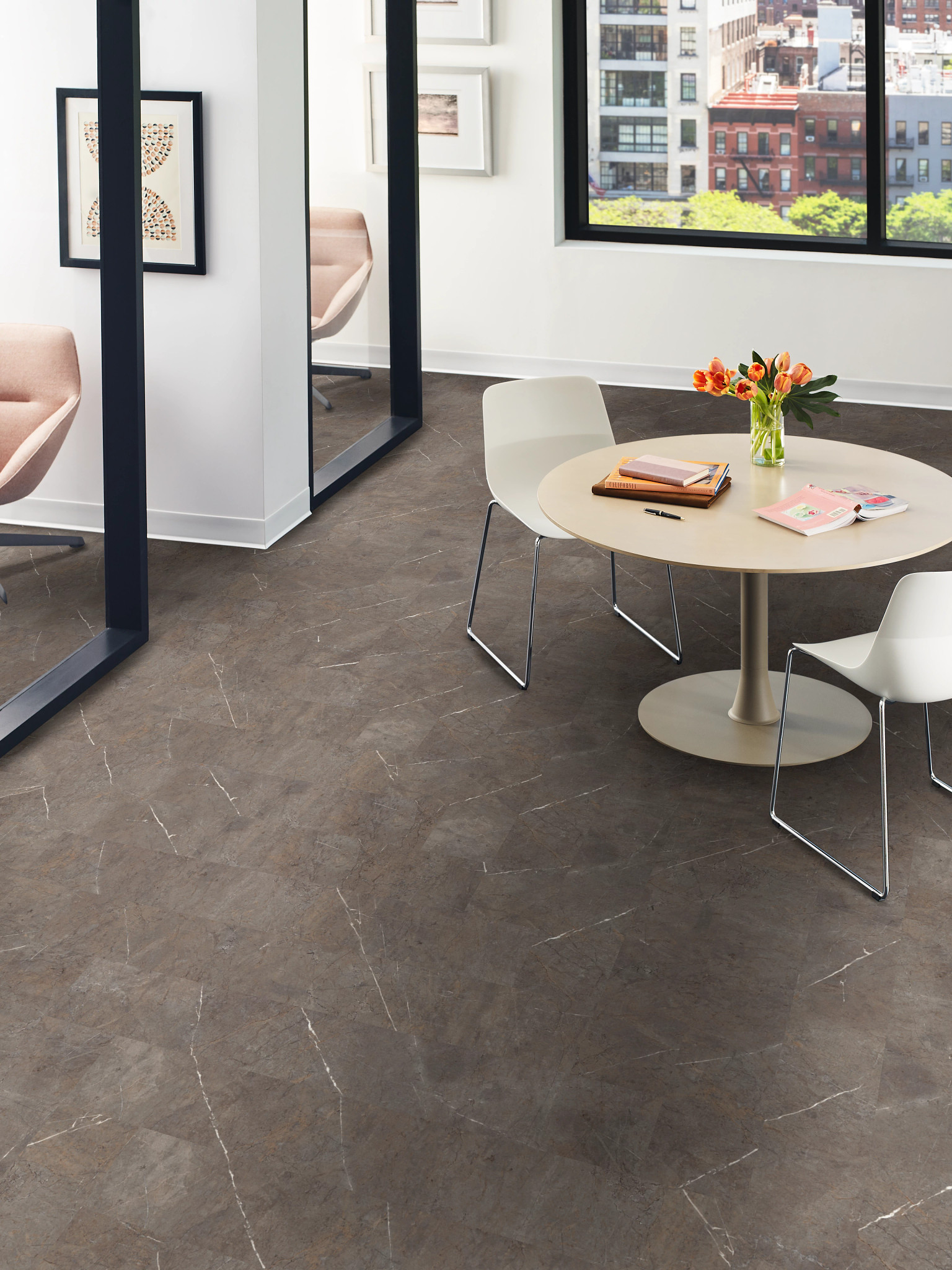 CROSS-CUT-5655V-MACCHIA-00700-room-image