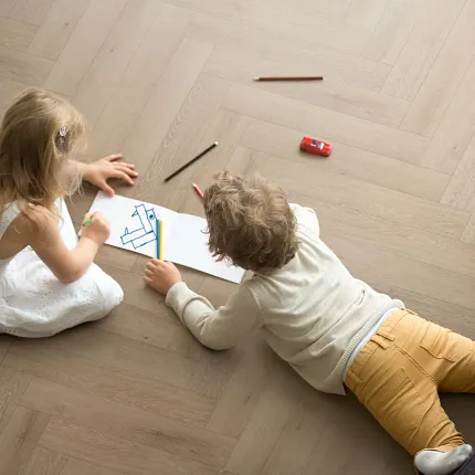 Oak Herringbone Luxury Vinyl Flooring Childproof Herringbone pattern luxury vinyl flooring