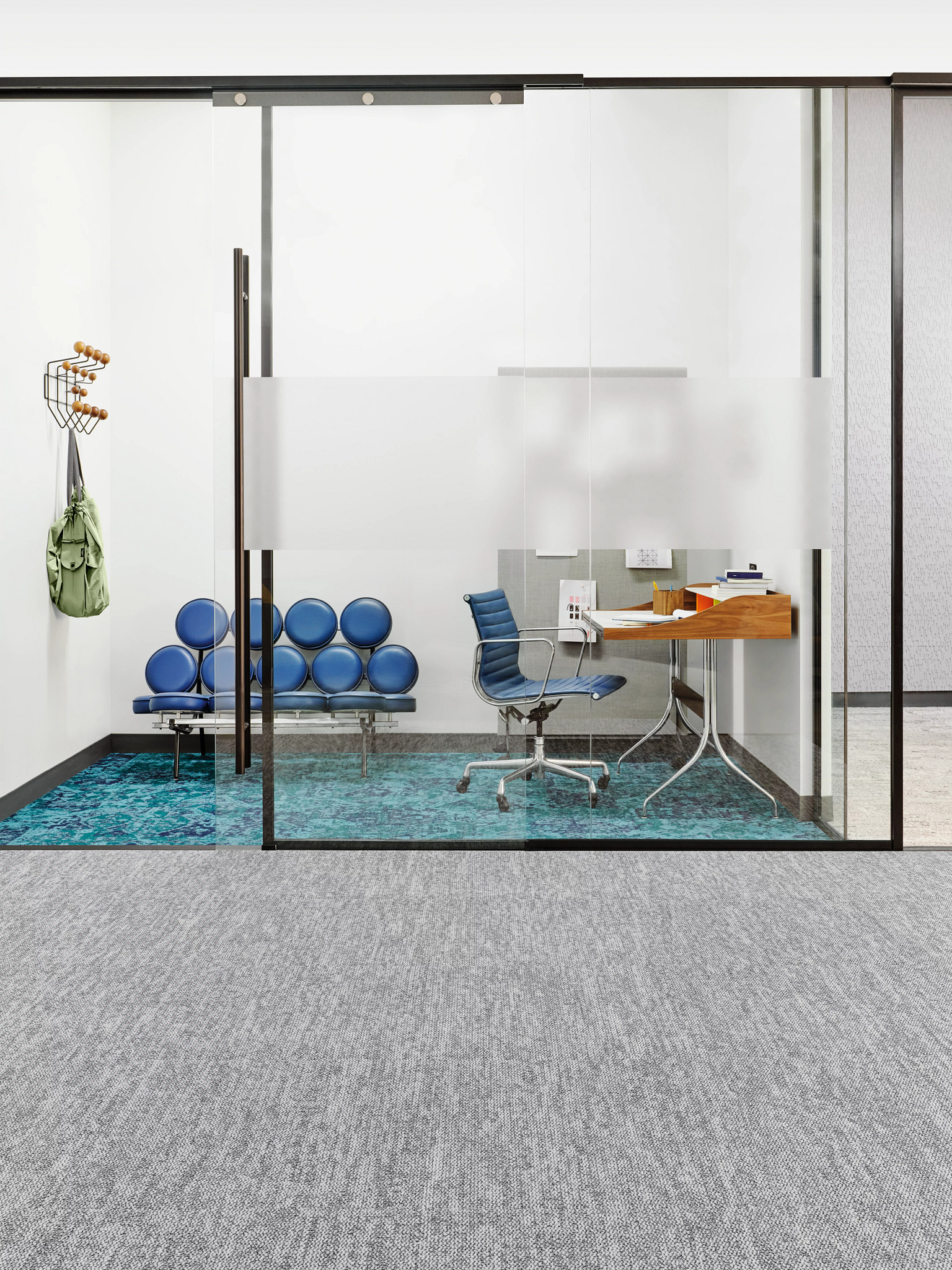 Disconnect Tile CN 5T685 Carpet Tile Commercial Flooring