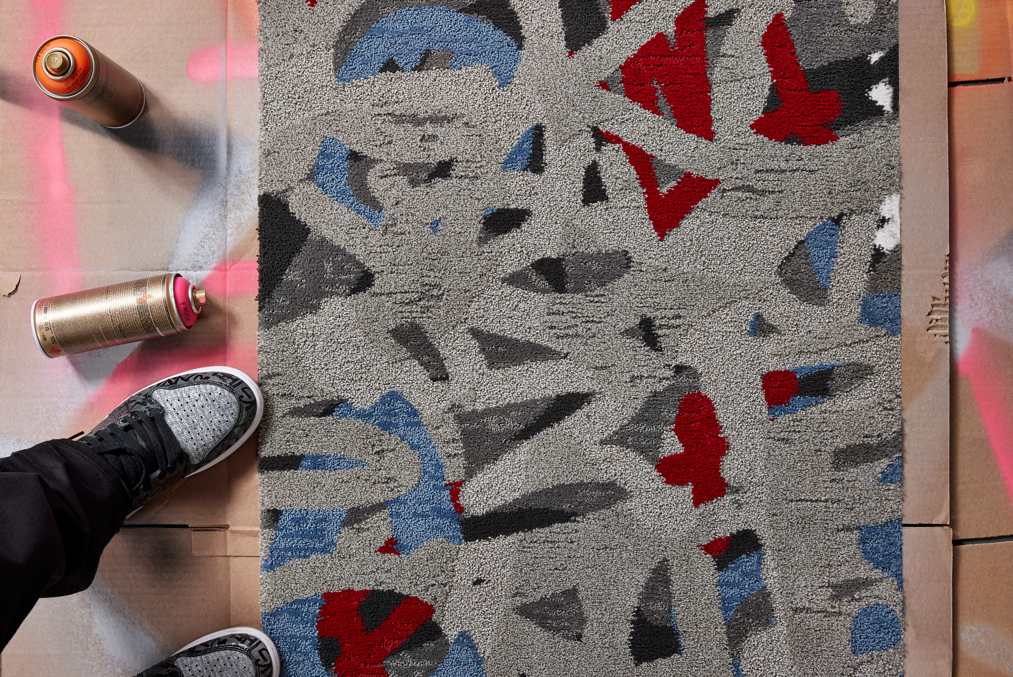 Graffiti 6X9 Foundation Feature 2