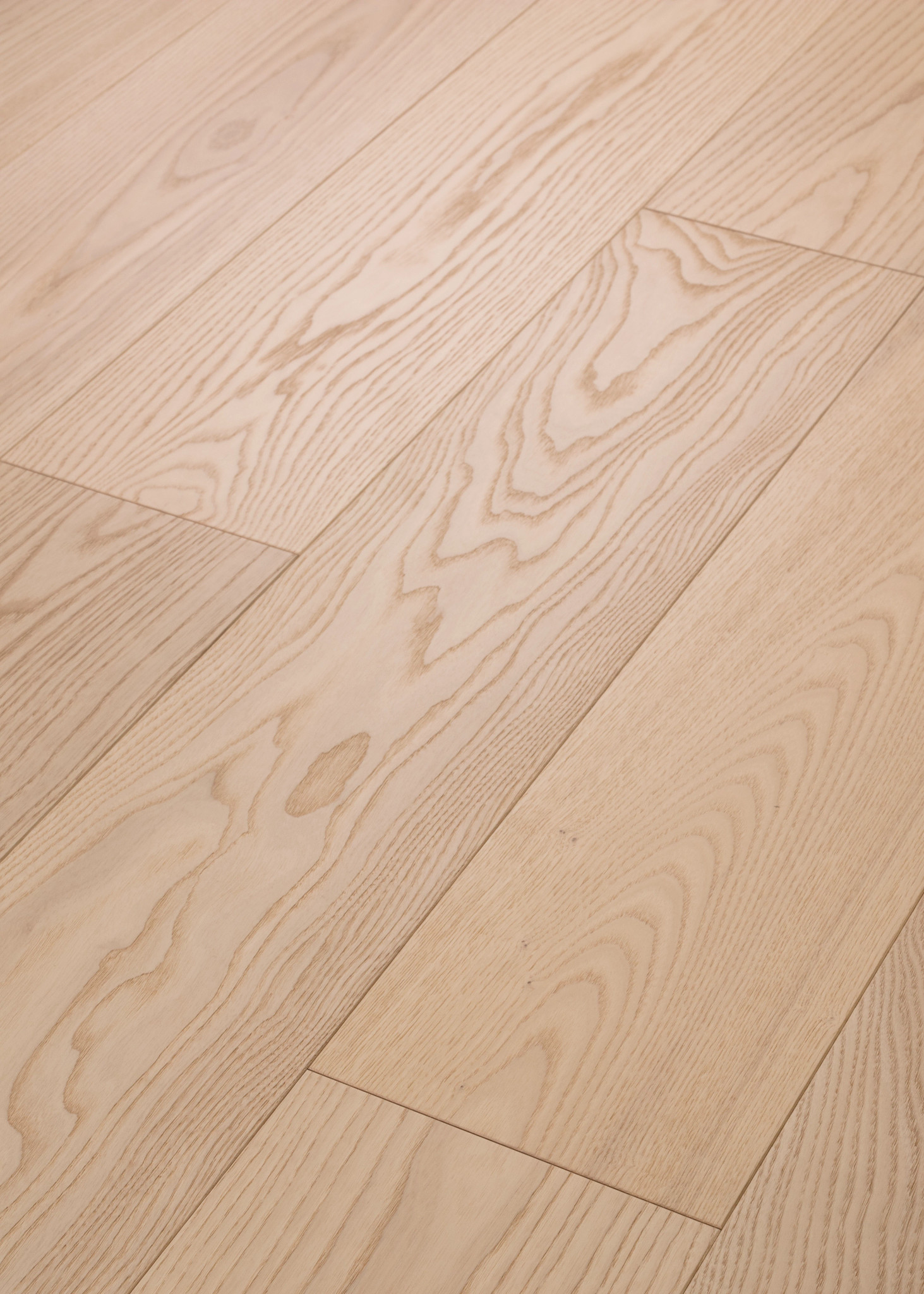 EUROPEAN ASH PARFAIT ANGLED