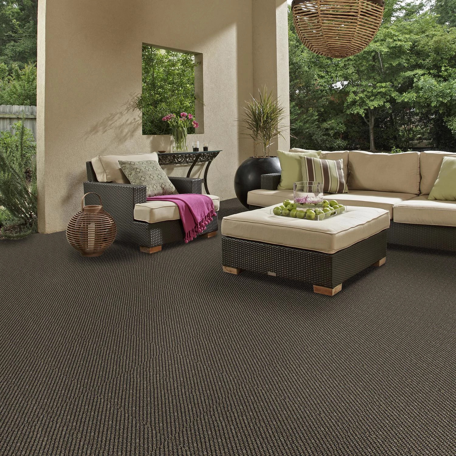 TRAVERSE-54748-NEUTRAL-GROUND-00700-room-image