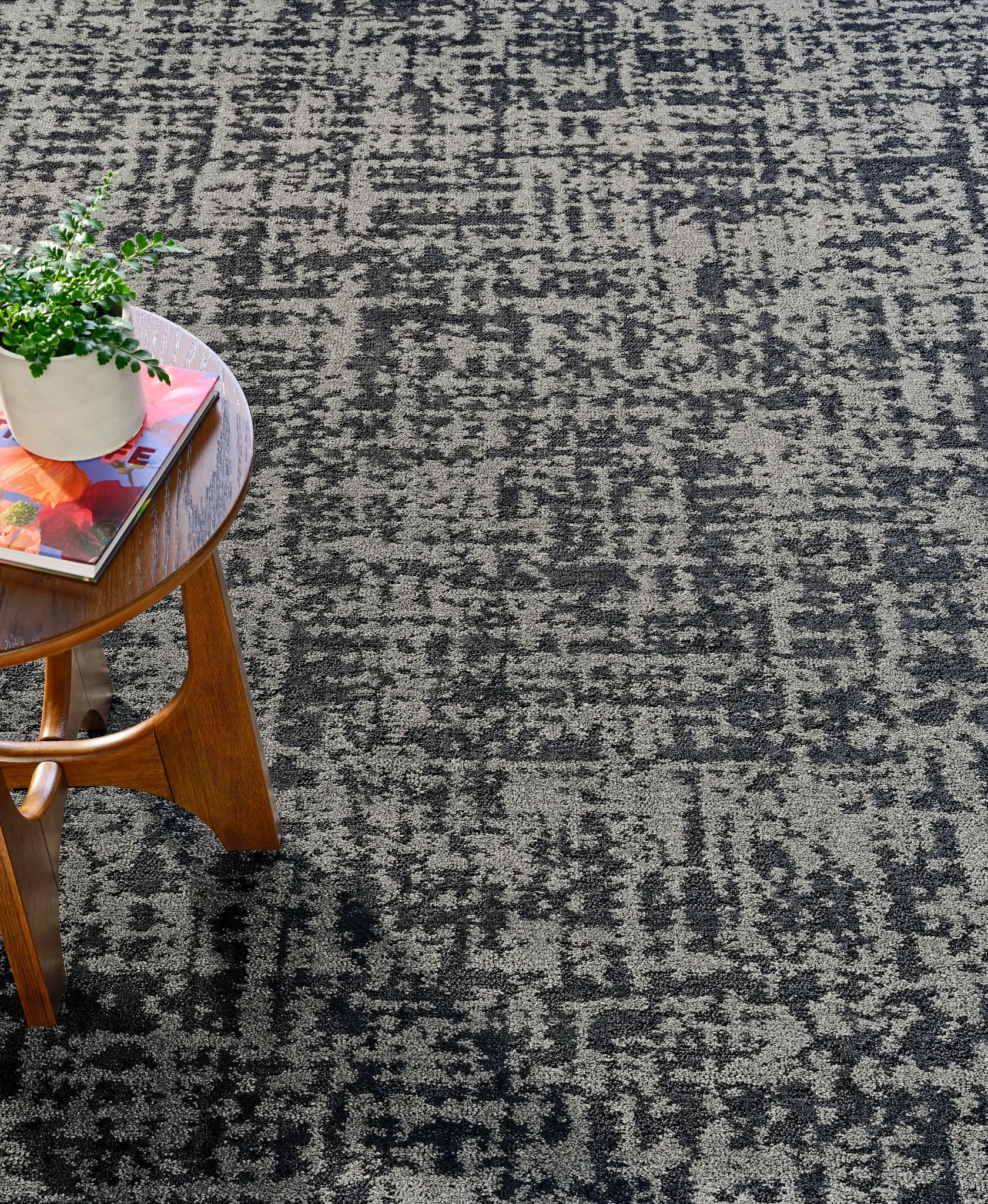 BoConcept Arrow柄 ラグ ハラコ Relax 5A400 Broadloom Commercial Flooring | ShawContract