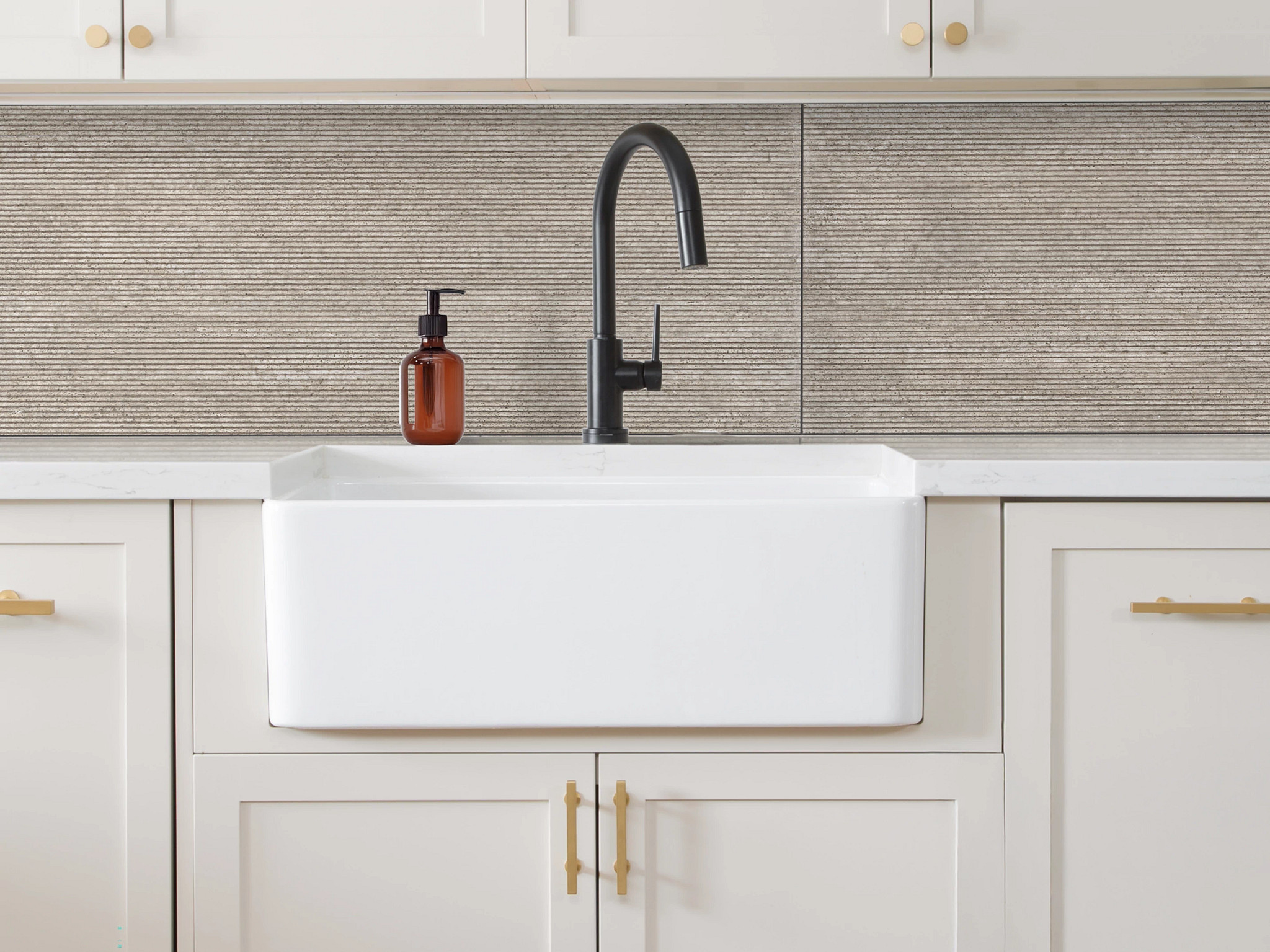 TACTIS 18X48 ETCHED TAUPE ROOM