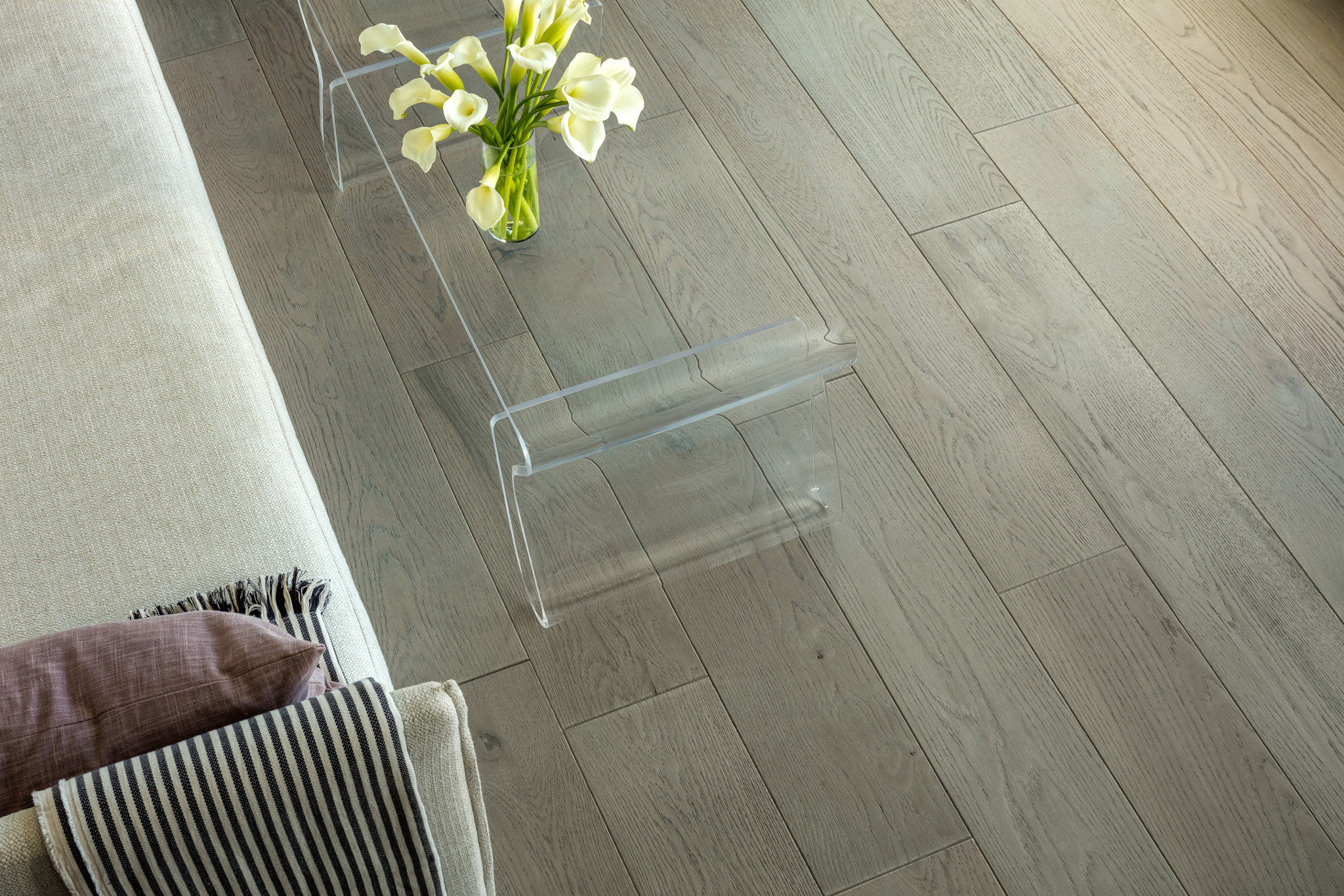 KENSINGTON PEMBRIDGE StaticImage02