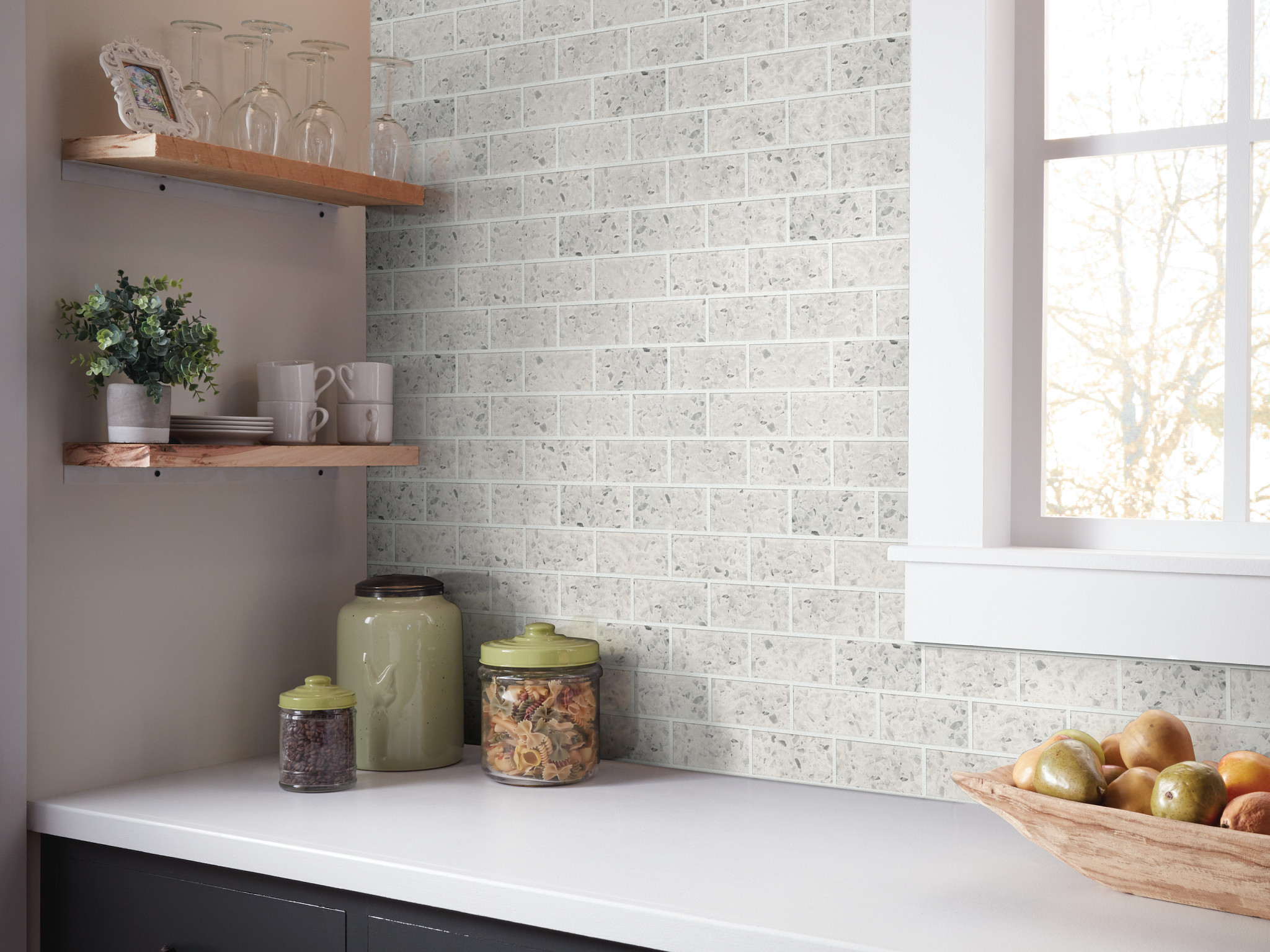 LUXE MODERNE 3X6 WALL TILE STREAMLINE WHITE ROOM