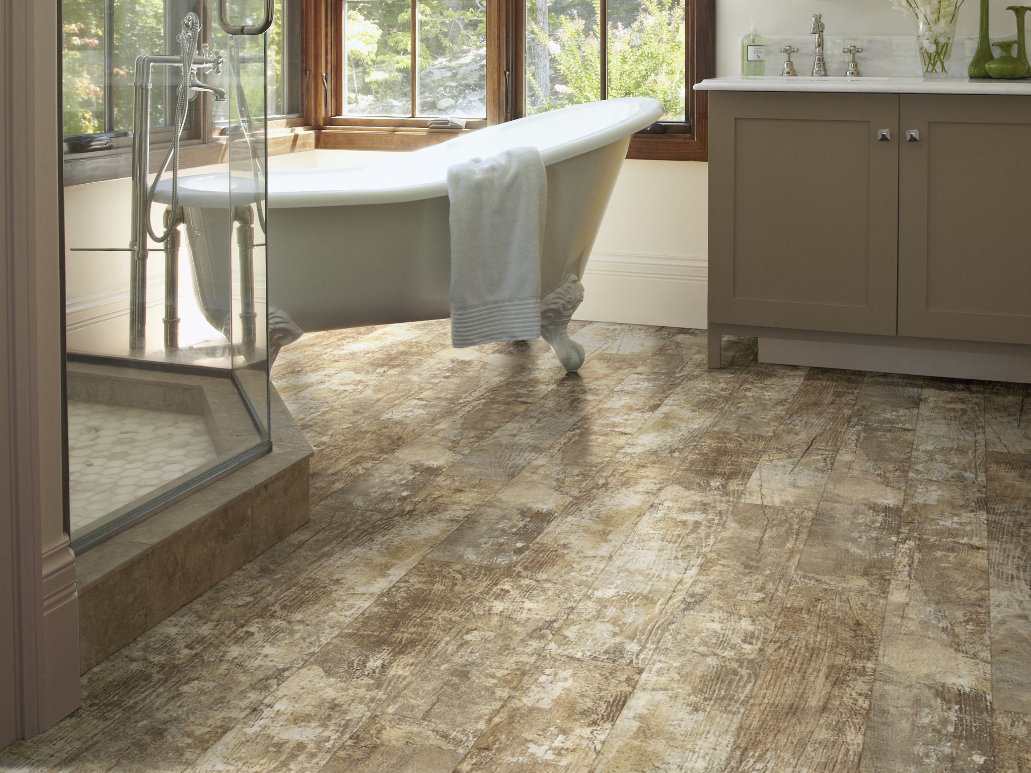 Flooring Fundamentals | Resilient | Why Resilient | Shaw Floors