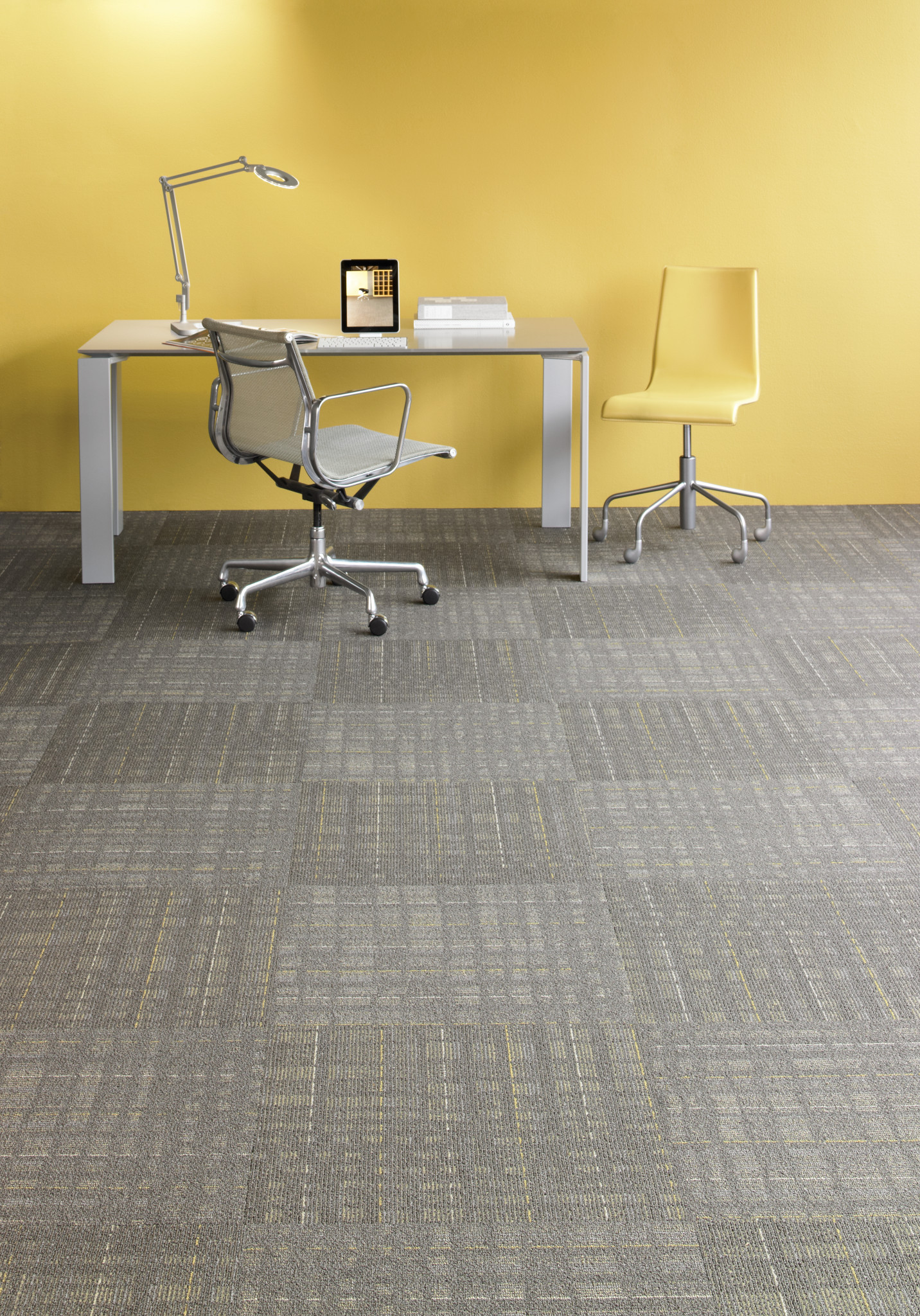 M.com 樣專用 Allure Tile 59327 Carpet Tile Commercial Flooring | ShawContract