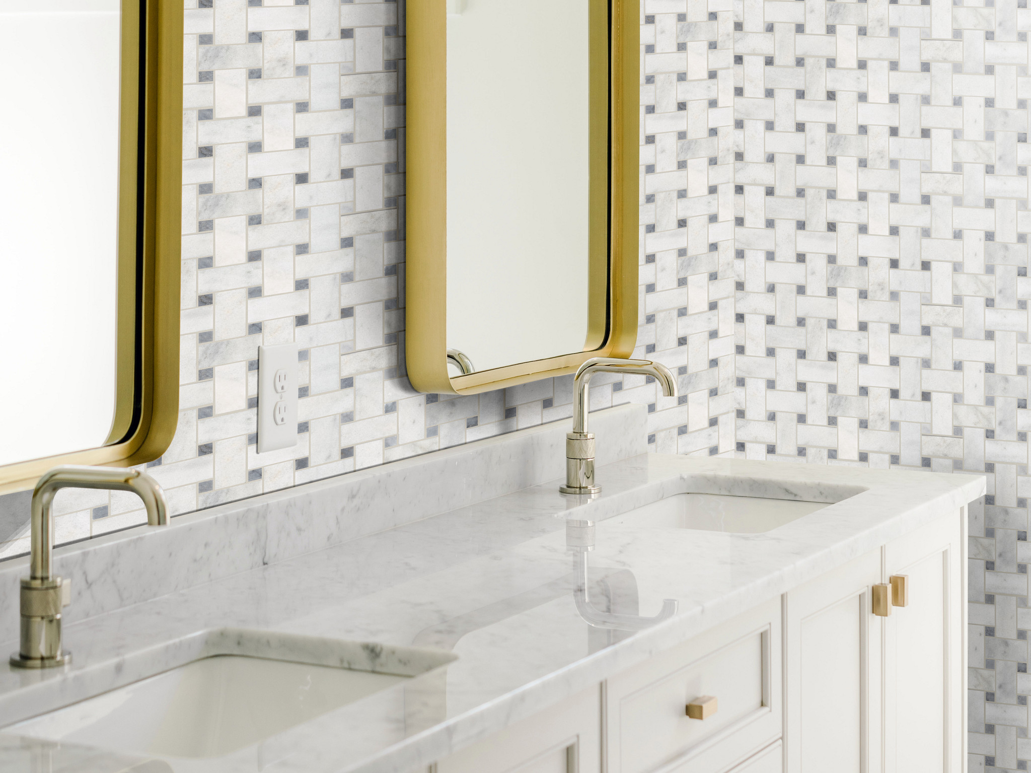 NOBLE PURSUIT BIG BASKETWEAVE CRYSTAL GREY ROOM