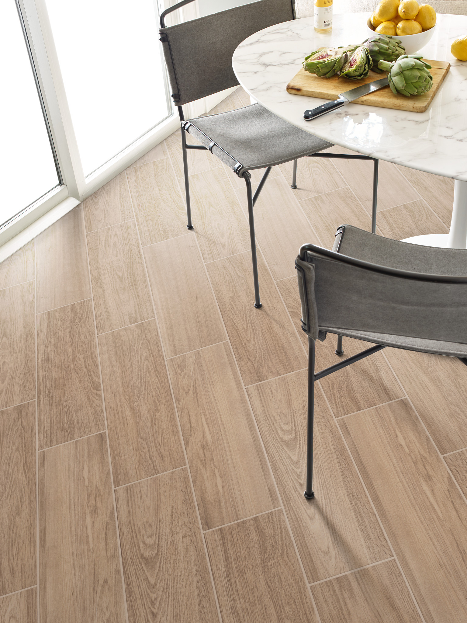 METHOD 7X22 AERIAL ROOM