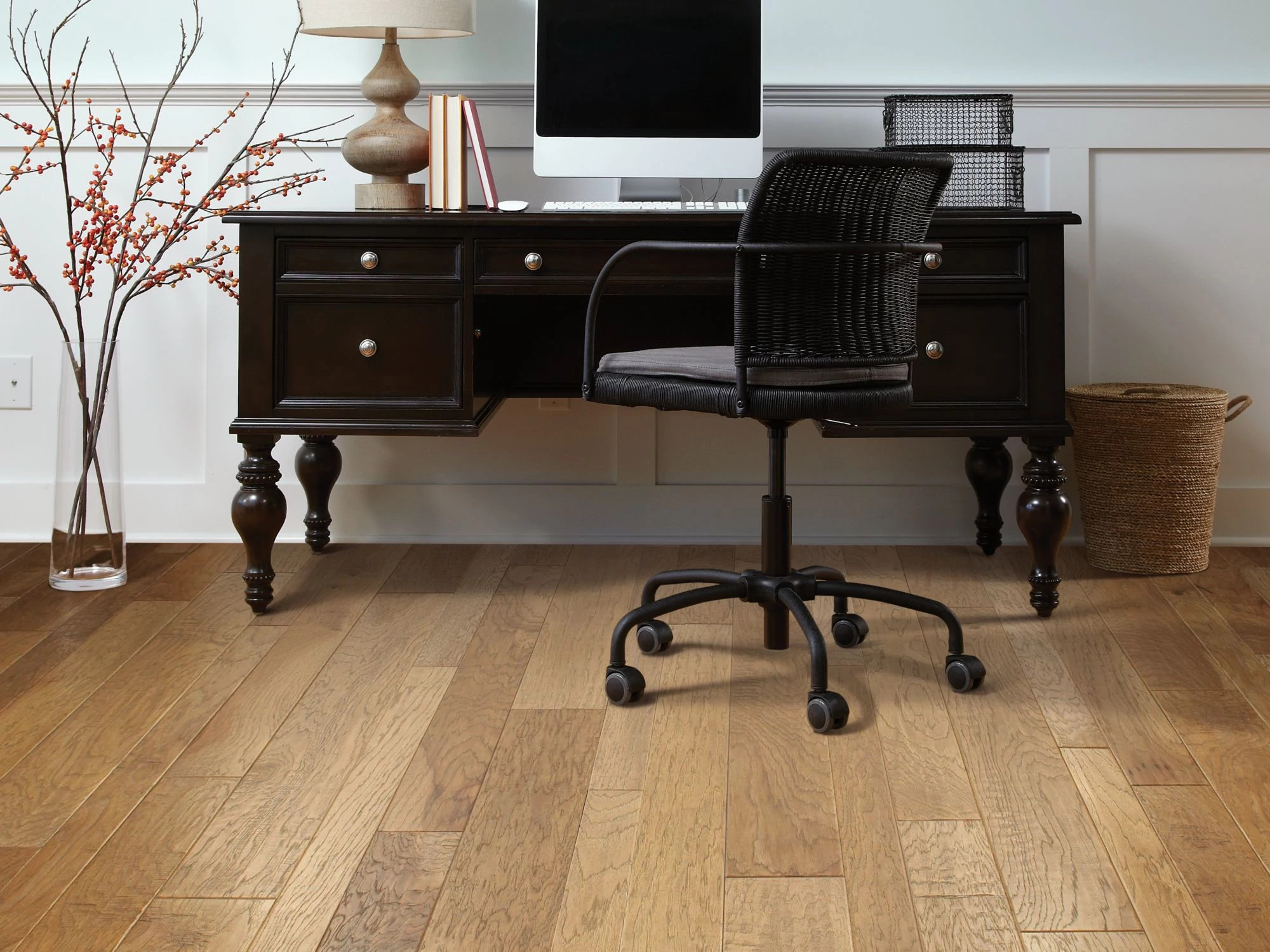 SEQUOIA HICKORY MIXED WIDTH BRAVO ROOM