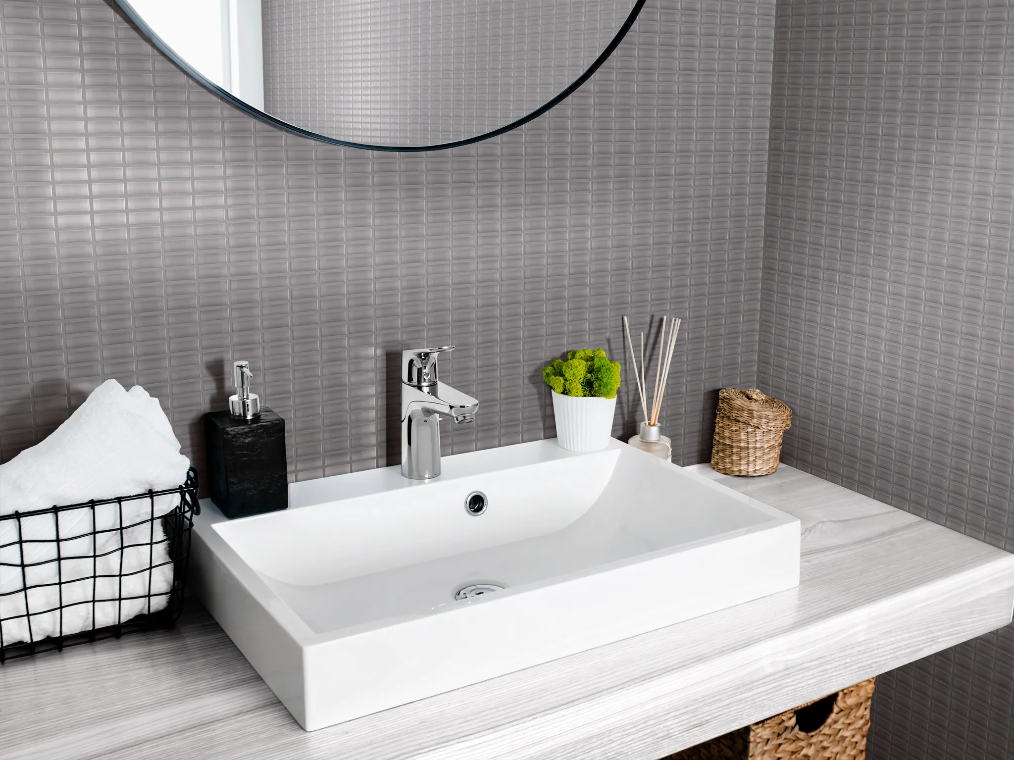 Bathroom and Sink Backsplash, Shaw Builder SF 3182T 00500