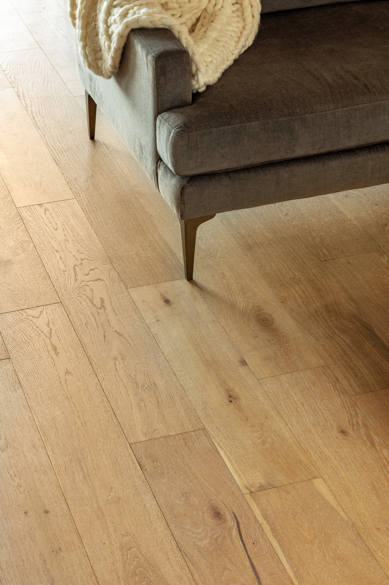 NOBLE HALL SOVEREIGN StaticImage05