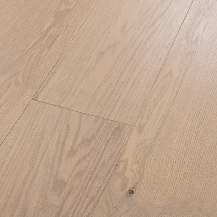 Light Oak Wood Flooring - Natural Grain Pattern Light oak wood flooring with natural grain pattern