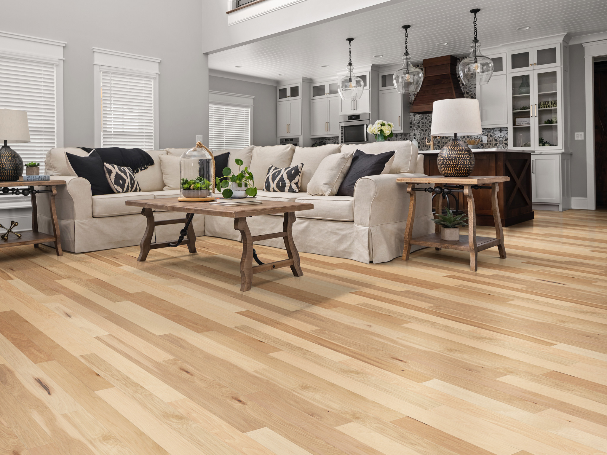 TRUE CUT NATURAL ROOM