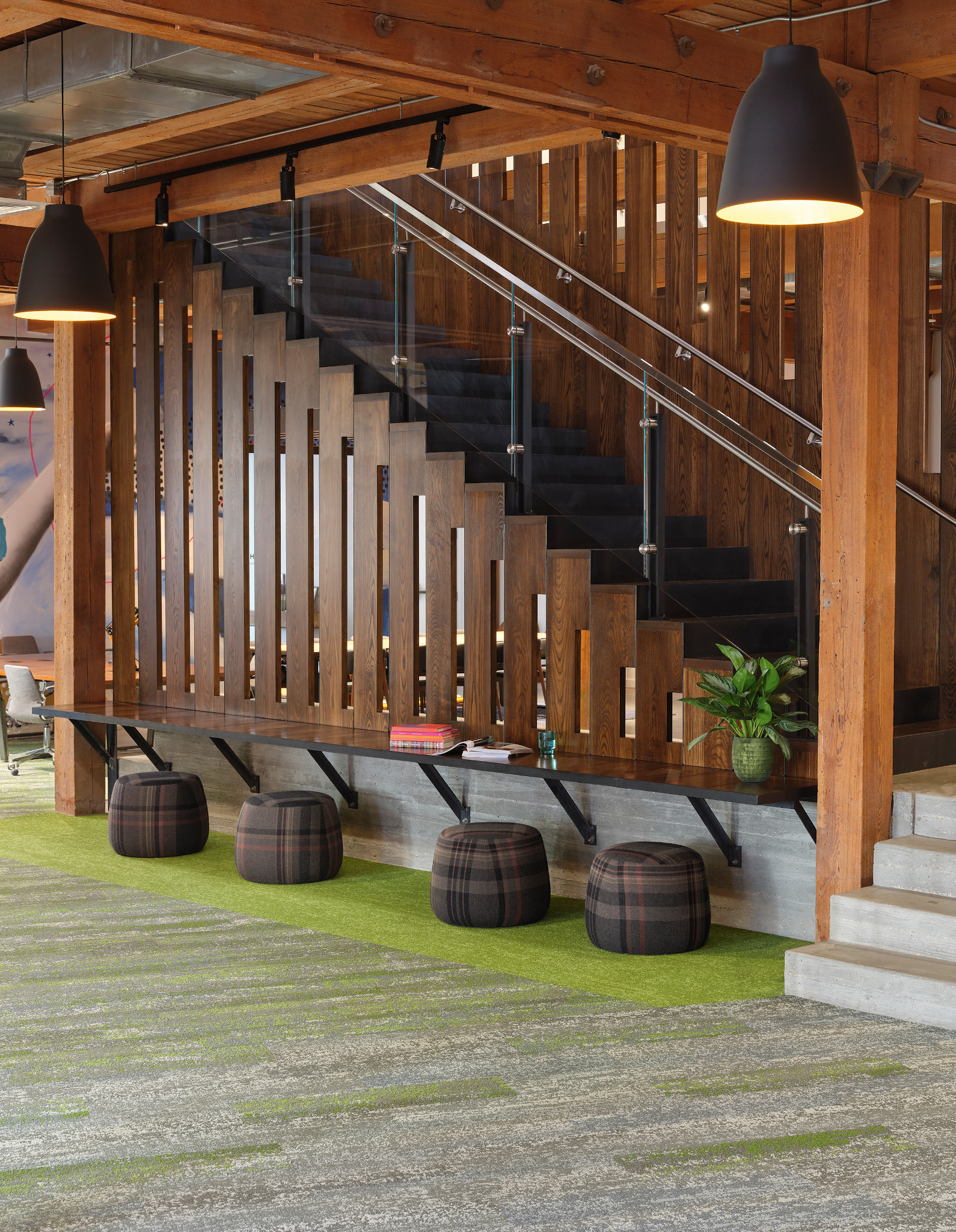 Observe Colour TaskWorx® Tile Optimistic Ochr Feature 2