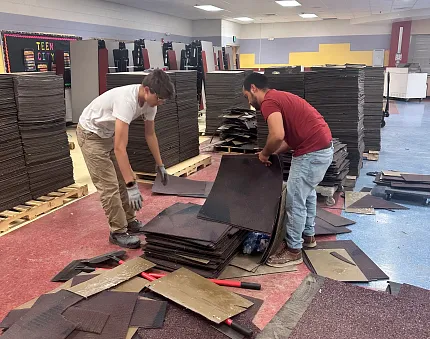 Durable carpet tiles for educational spaces Installation of commercial carpet tiles in an education facility