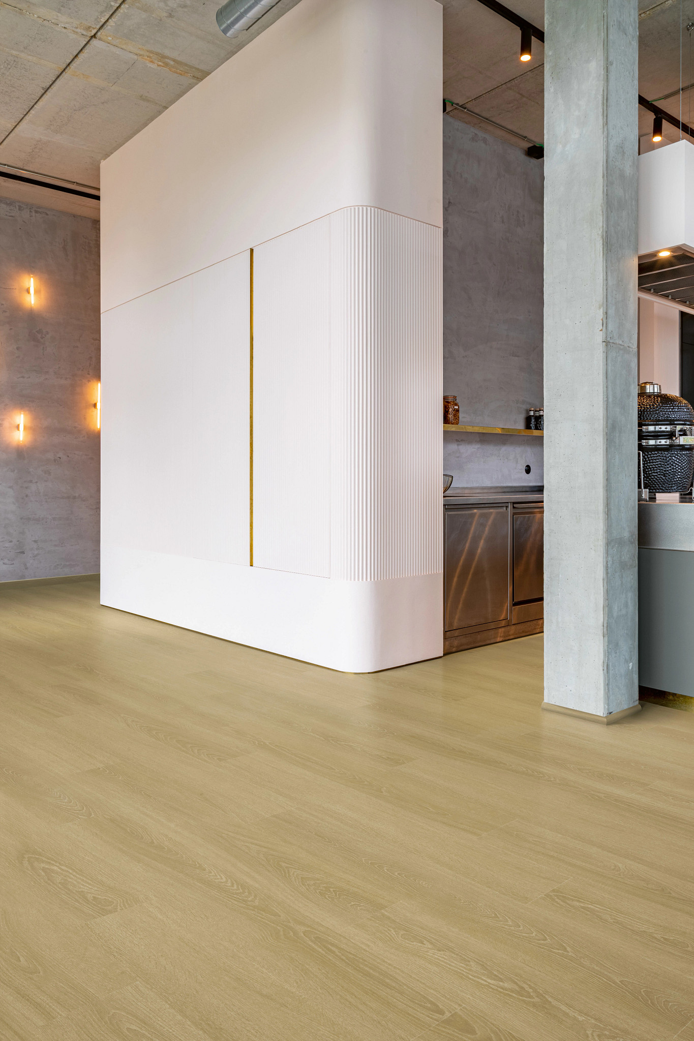 ELEGANCE OAK 76 ROOM