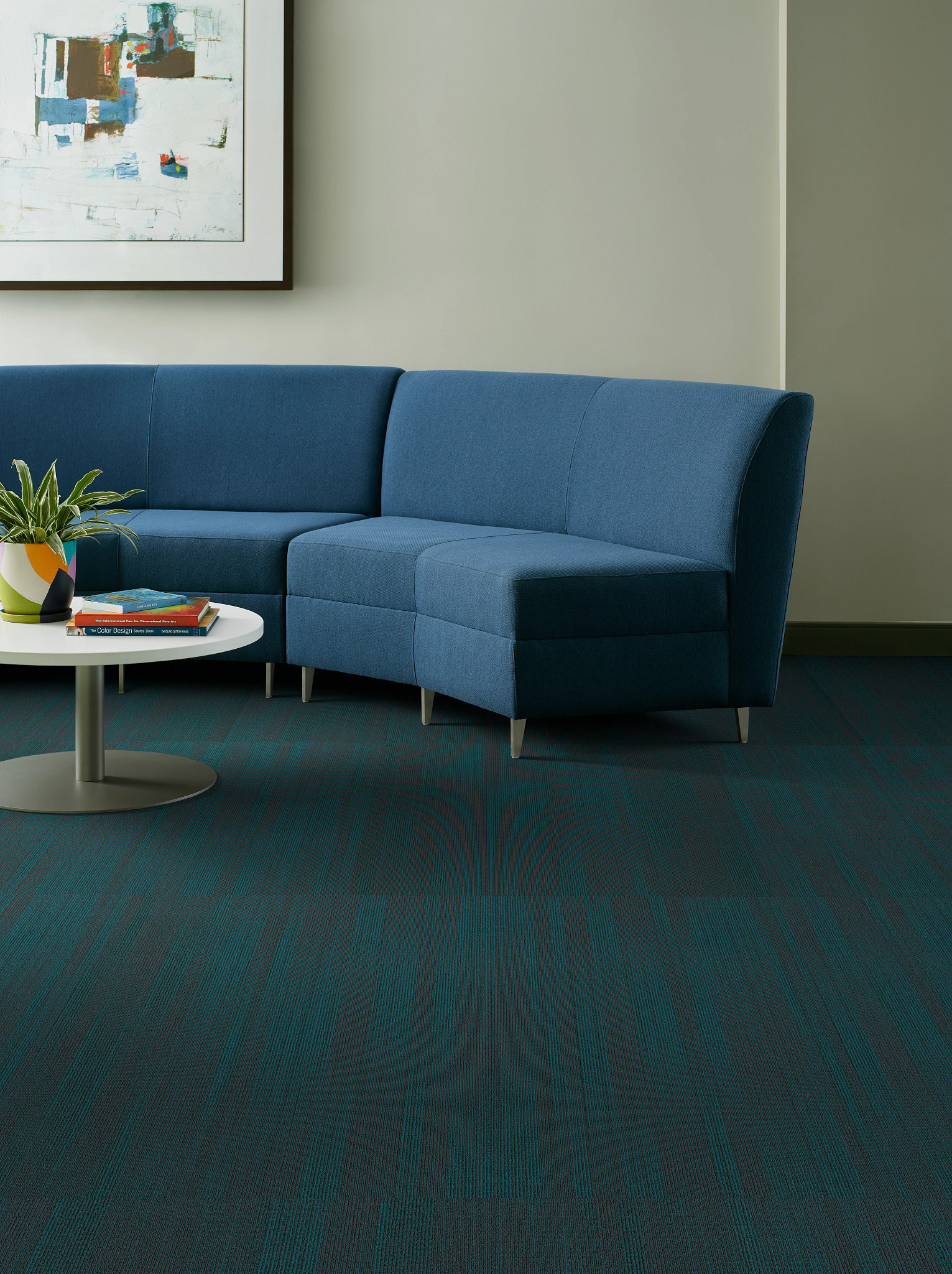 ILLUMINATE-54942-LUSTROUS-00310-room-image