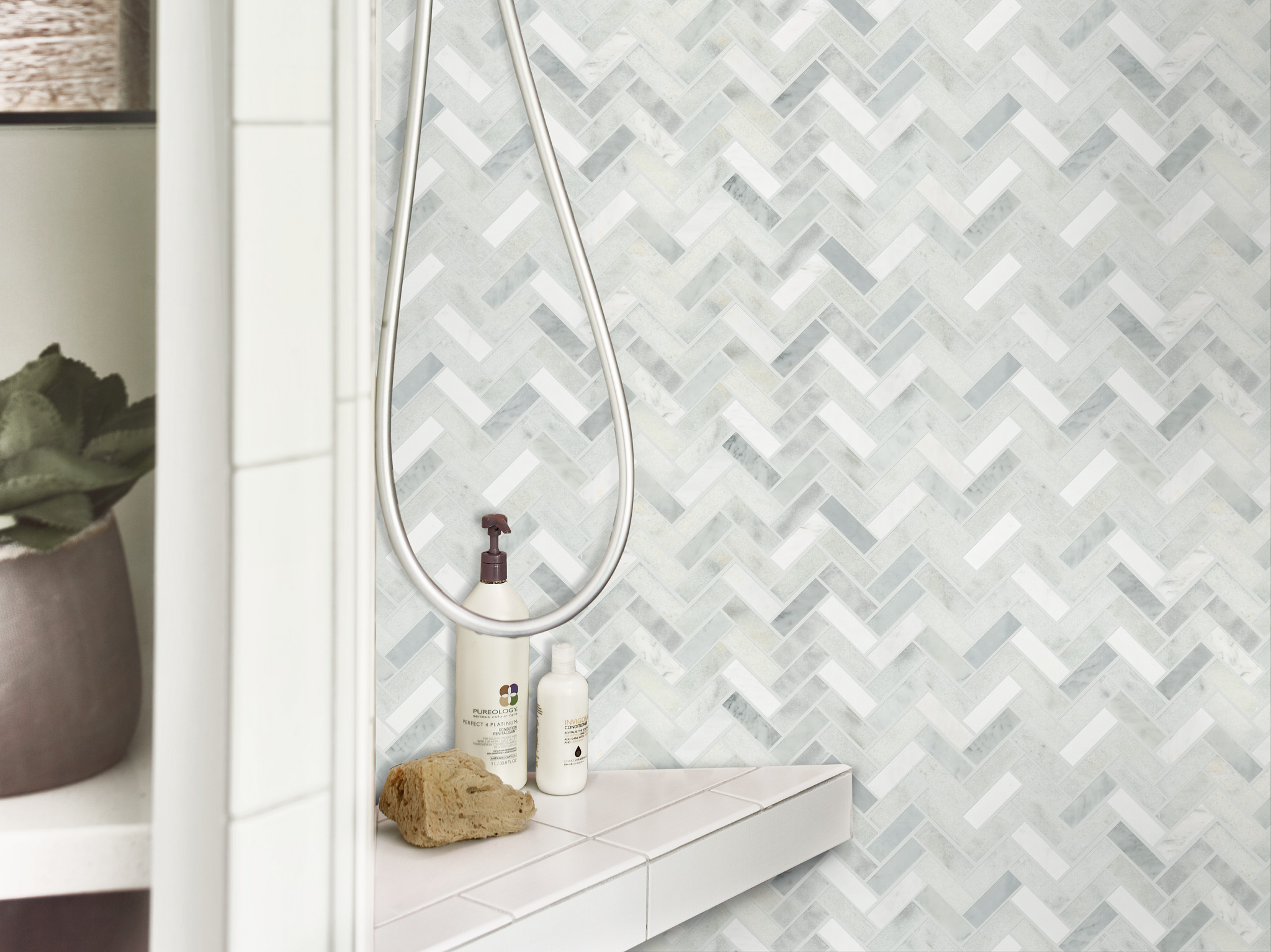 NOBLE PURSUIT 1X3 HB WHITE MIX ROOM